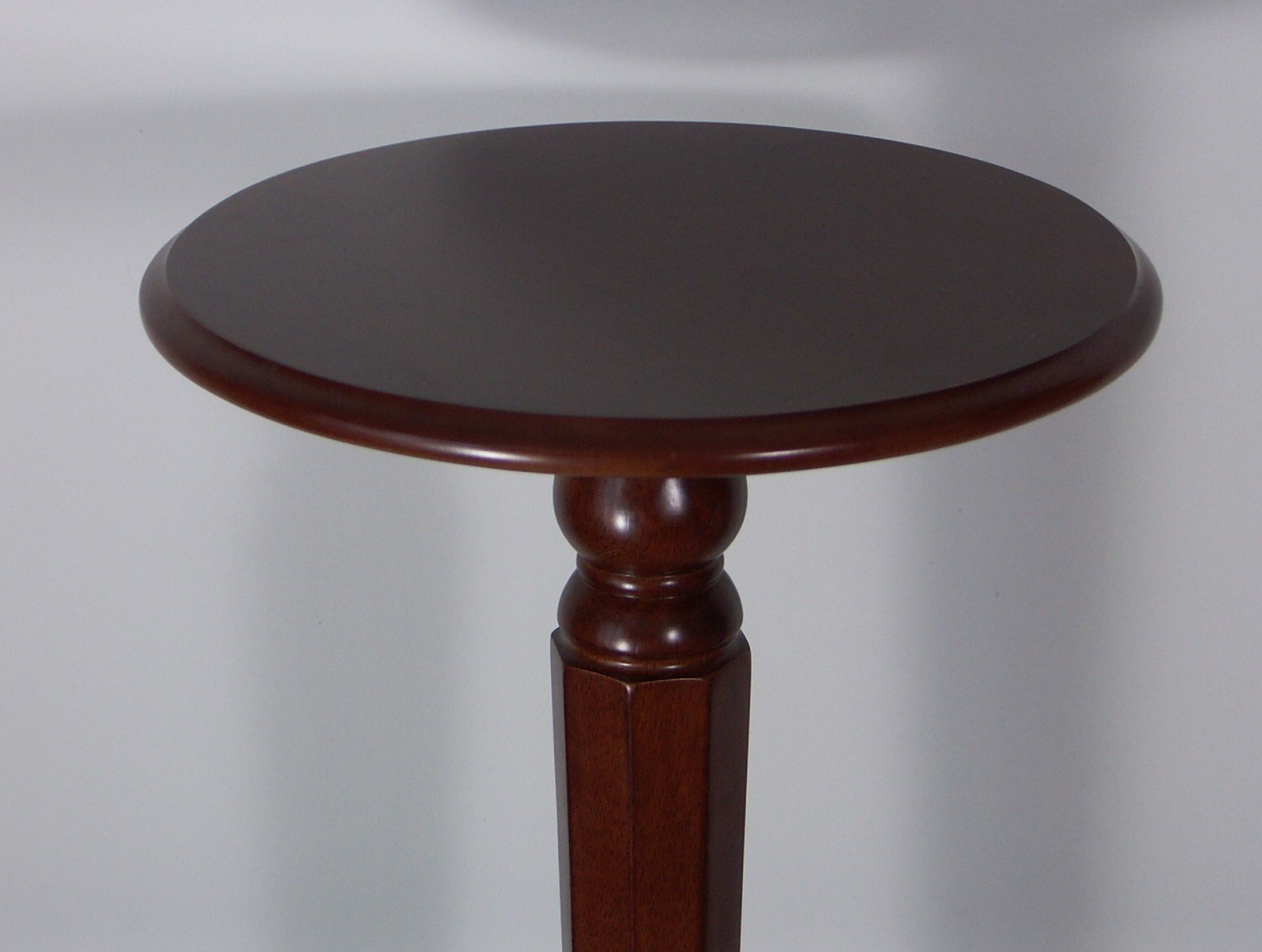 Bombay Company Fern Stand