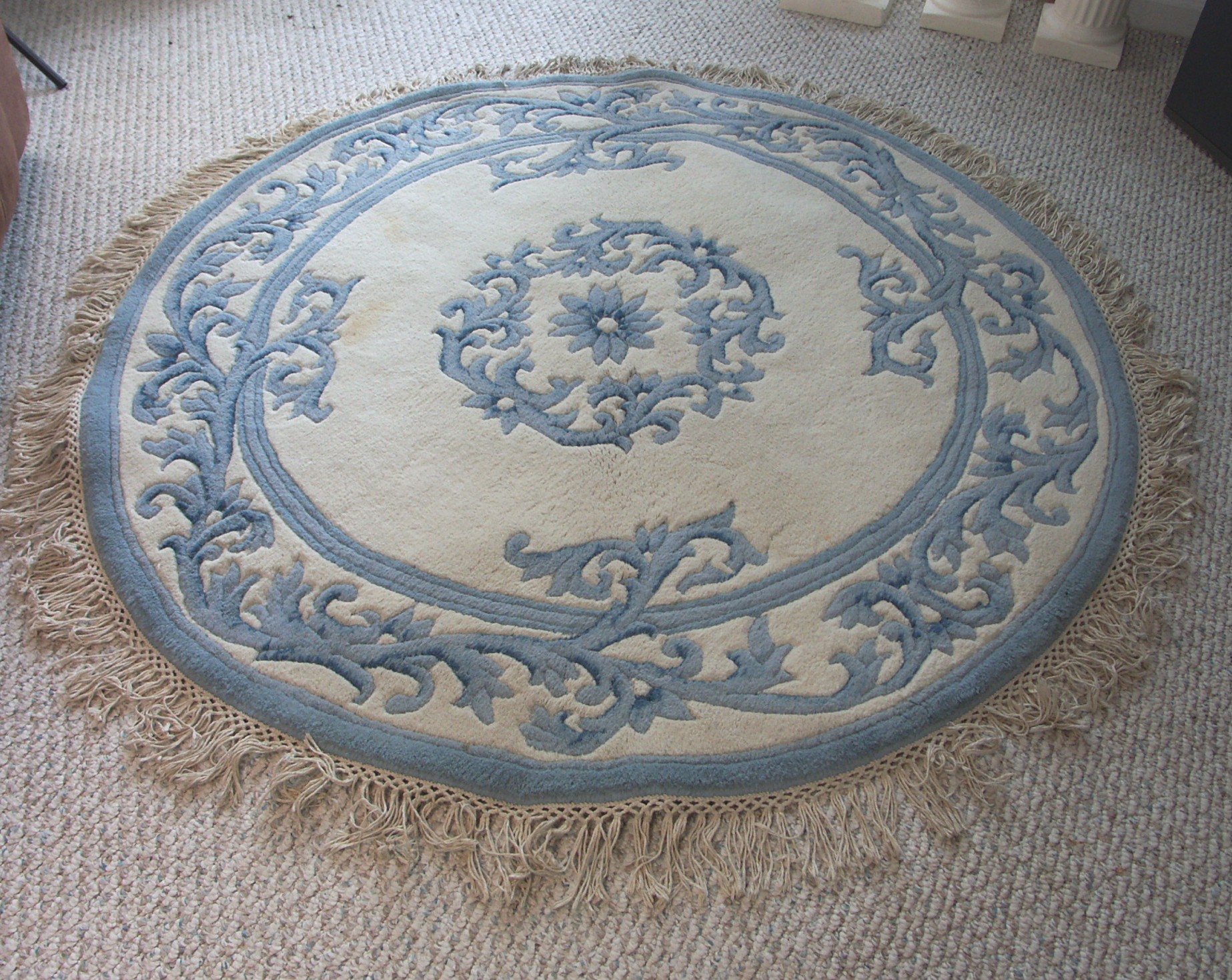 Blue and Ivory Round Oriental Rug