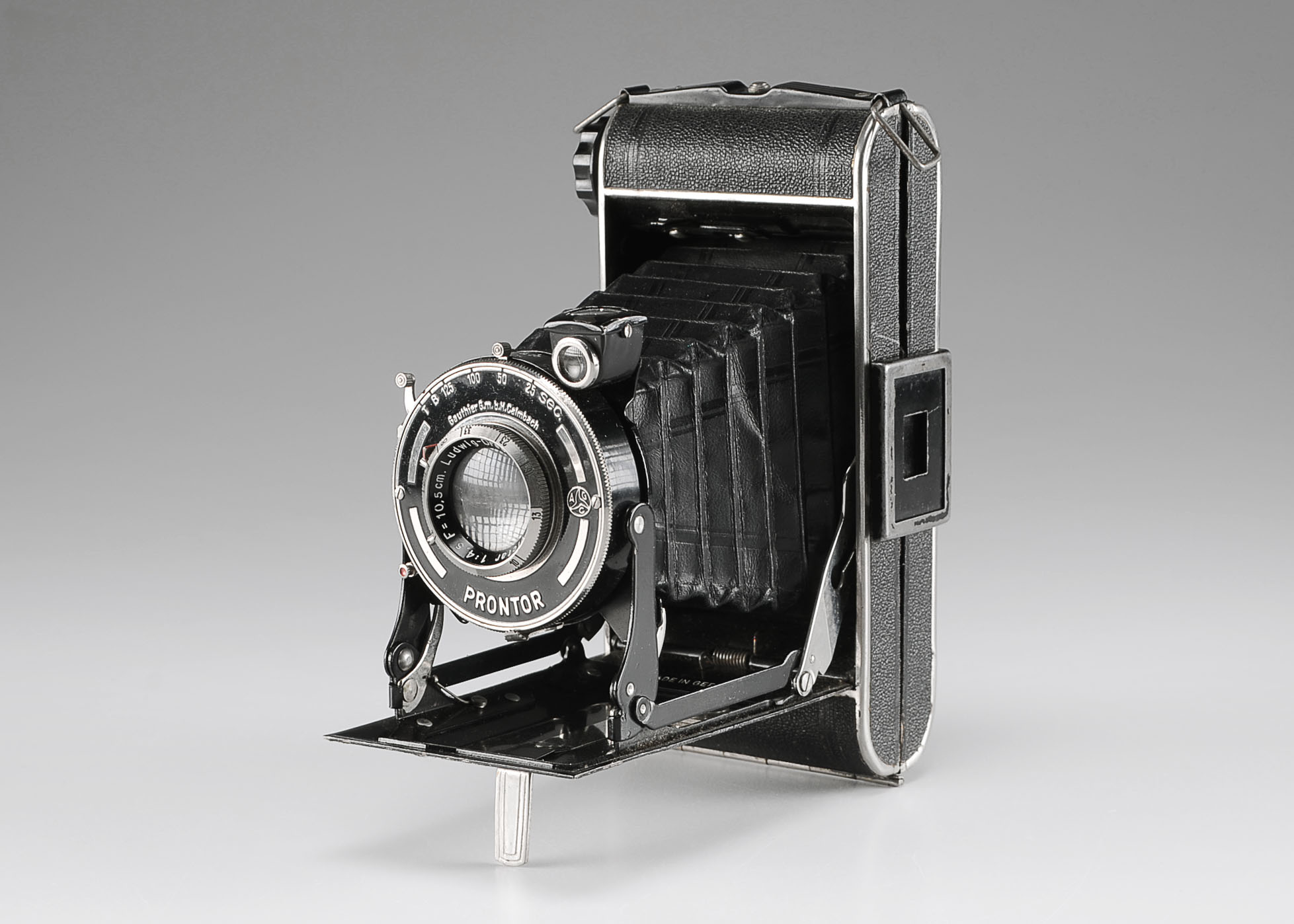 Great Certix Prontor Camera