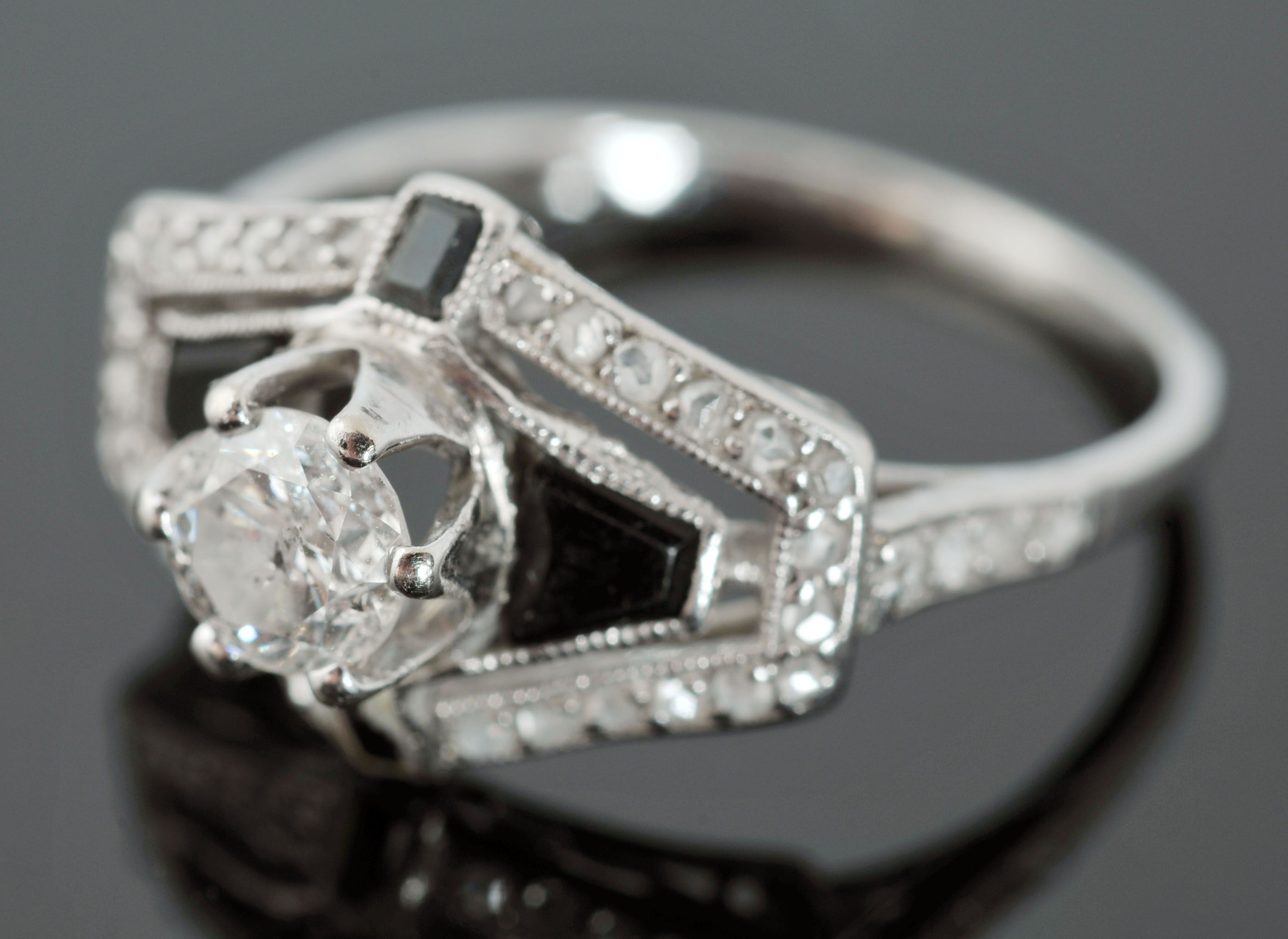 Striking Early 20th Century Art Deco Diamond Ring