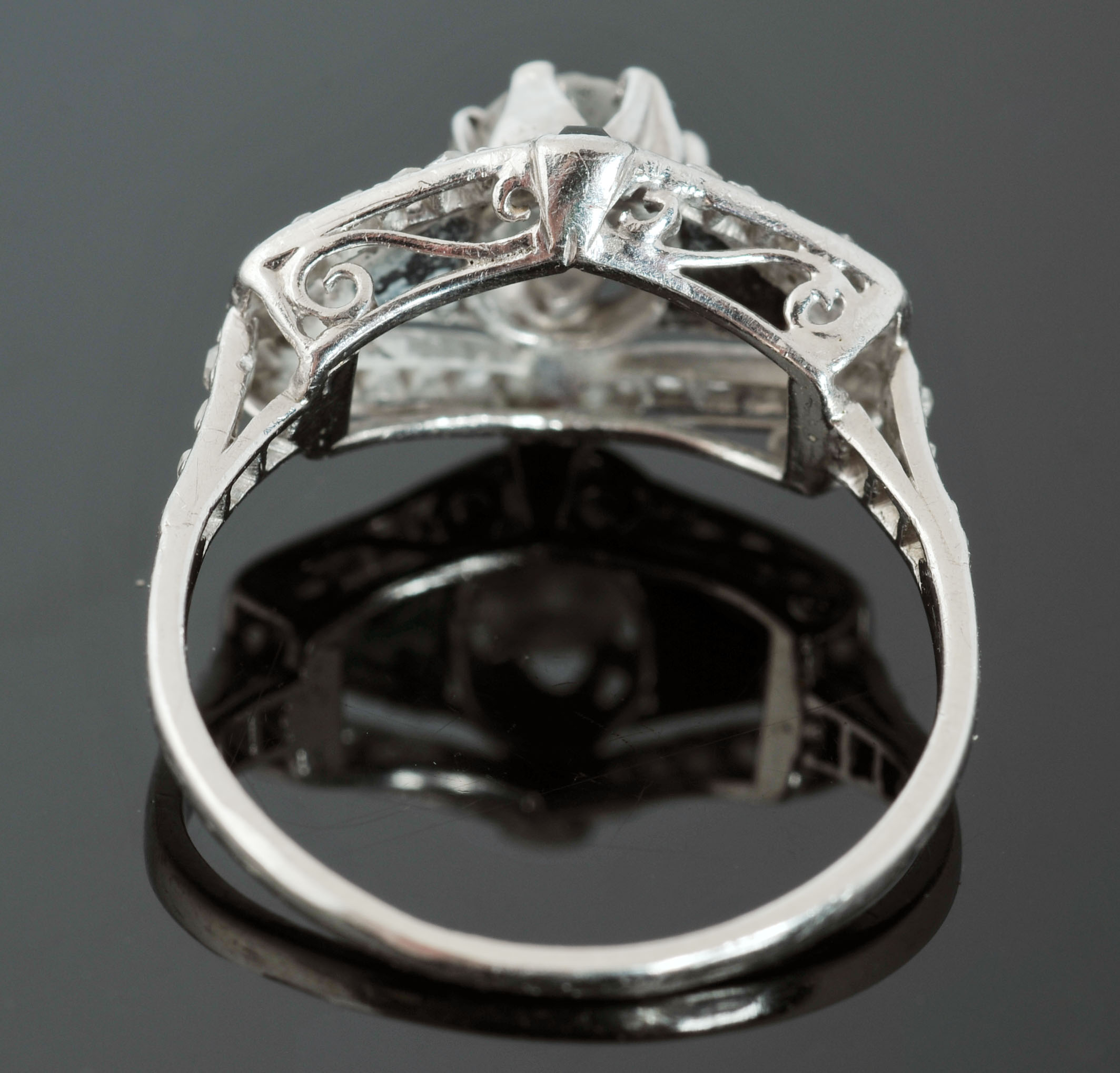 Striking Early 20th Century Art Deco Diamond Ring
