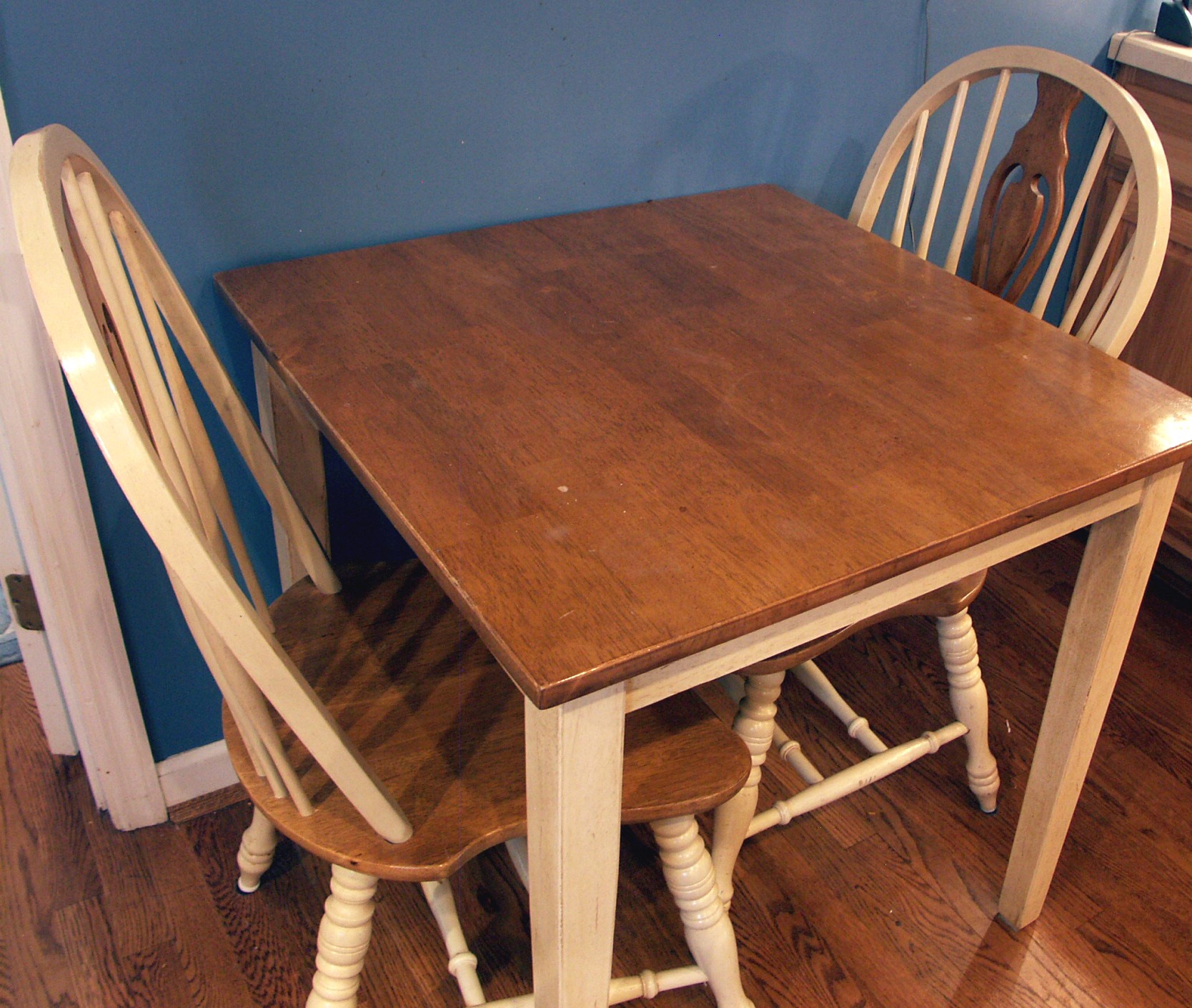 Small Kitchen Table and Two Chairs