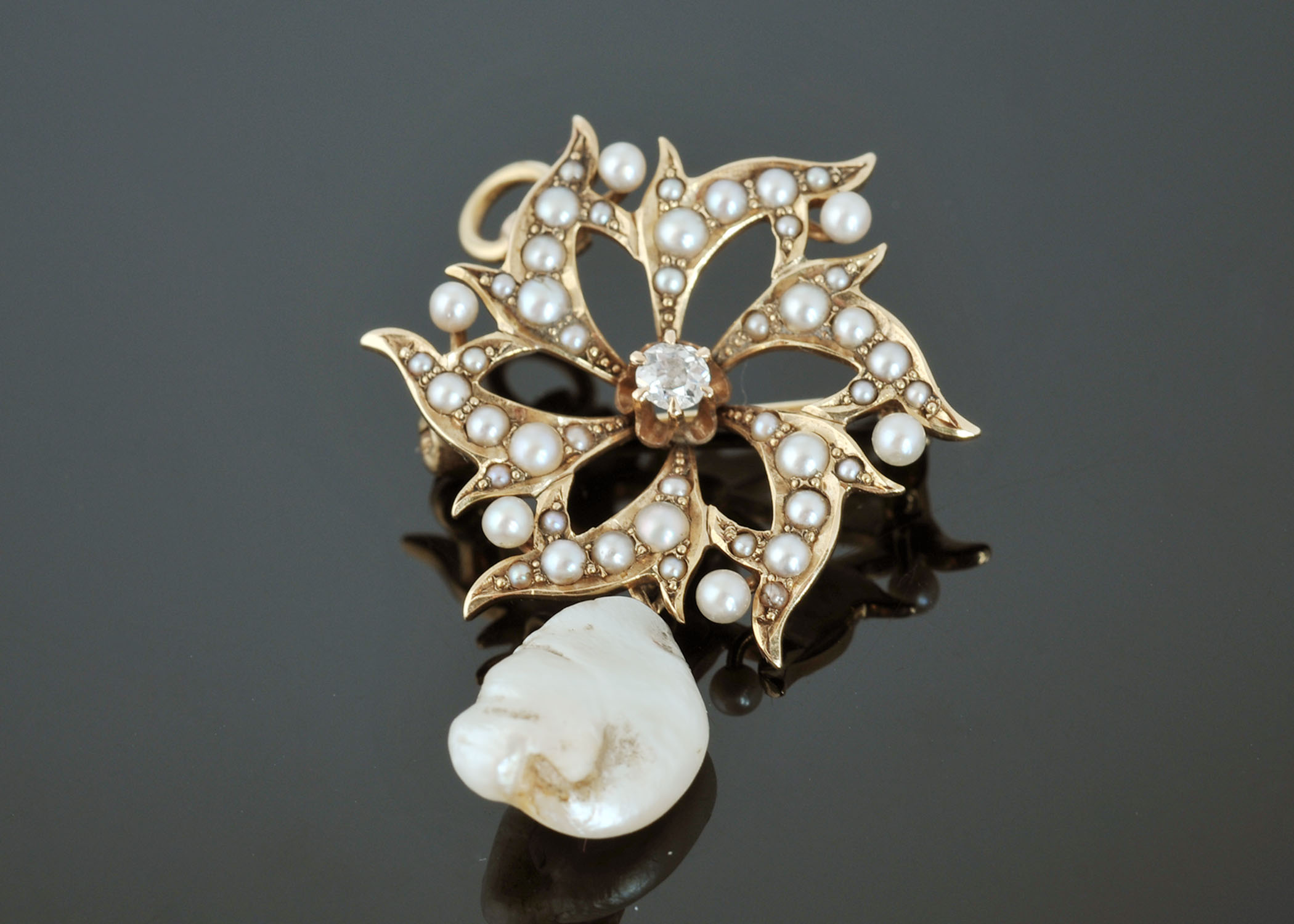 14 K Yellow Gold Pearl and Diamond Whirylygig Pendant/ Pin