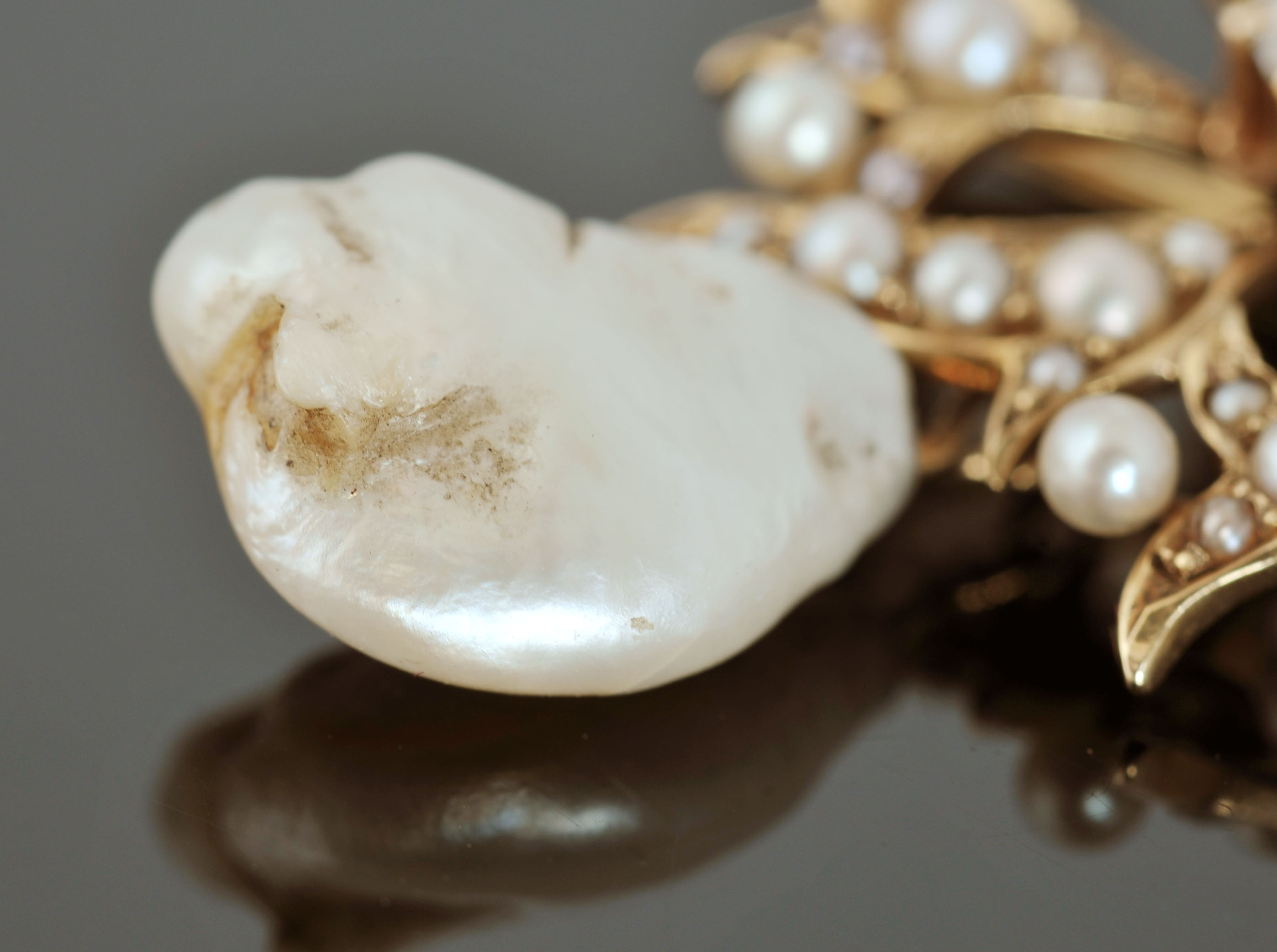 14 K Yellow Gold Pearl and Diamond Whirylygig Pendant/ Pin