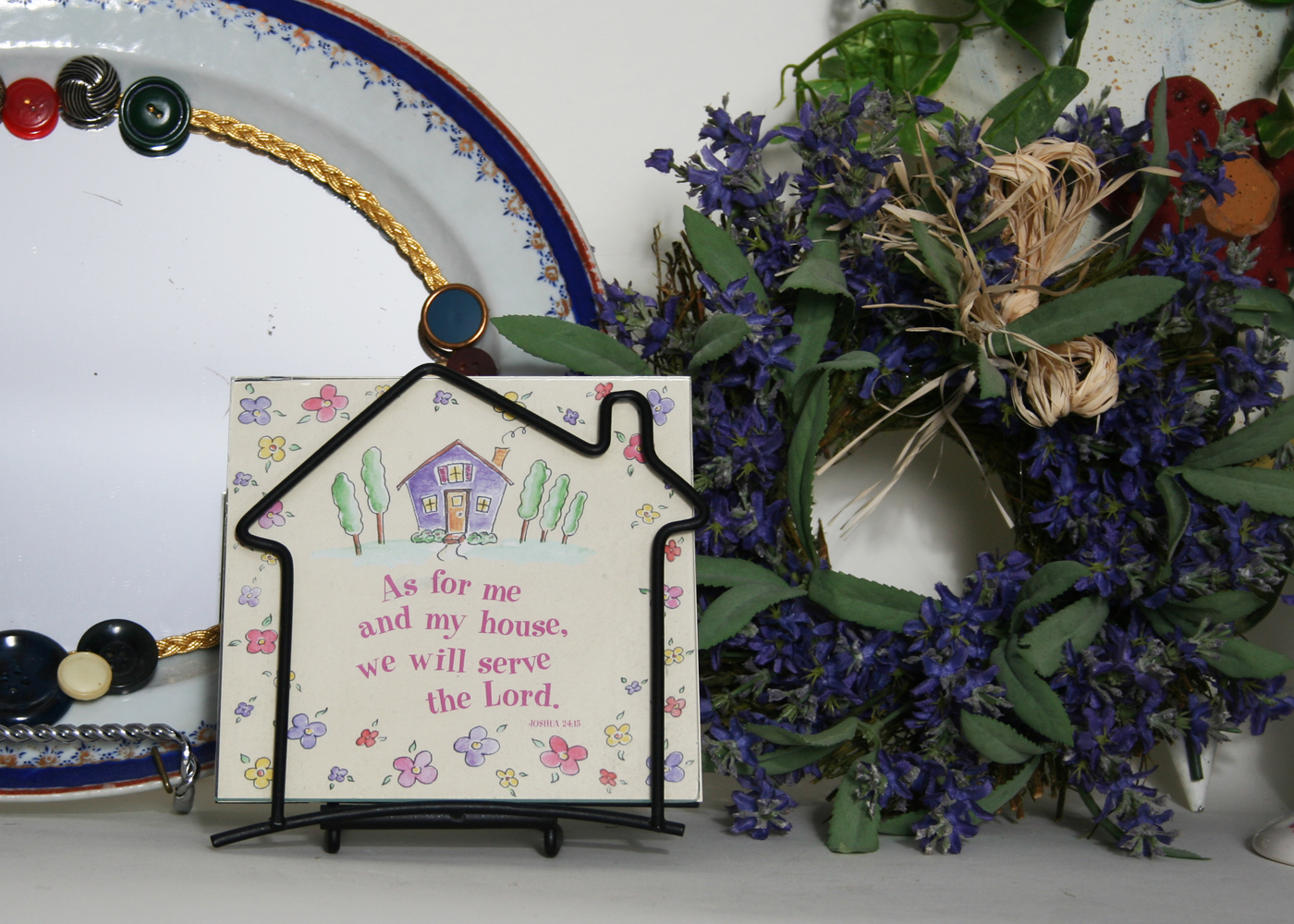 Collection of Decorative Home Items