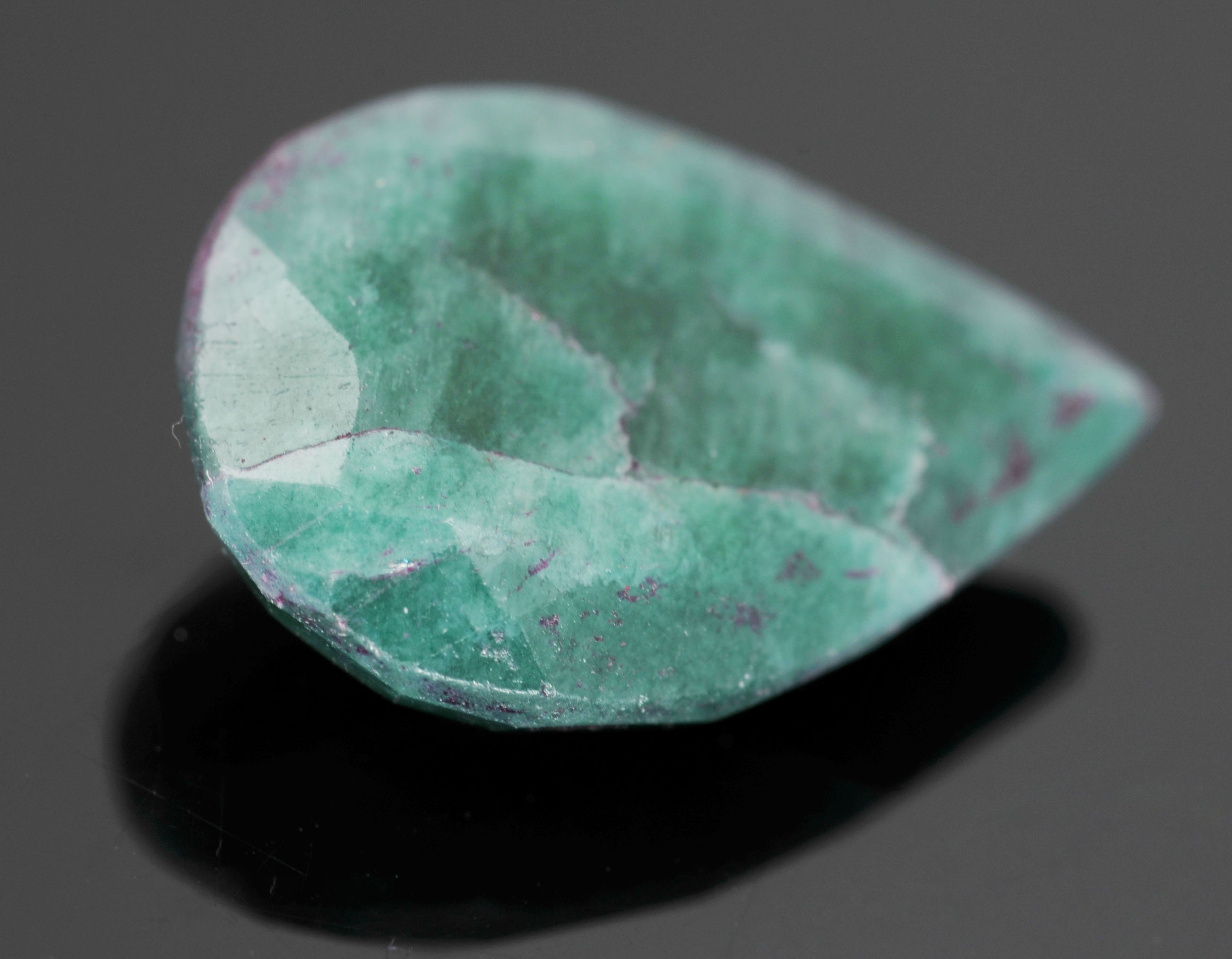 Loose 5.75 Carat Pear Shape Emerald Stone 