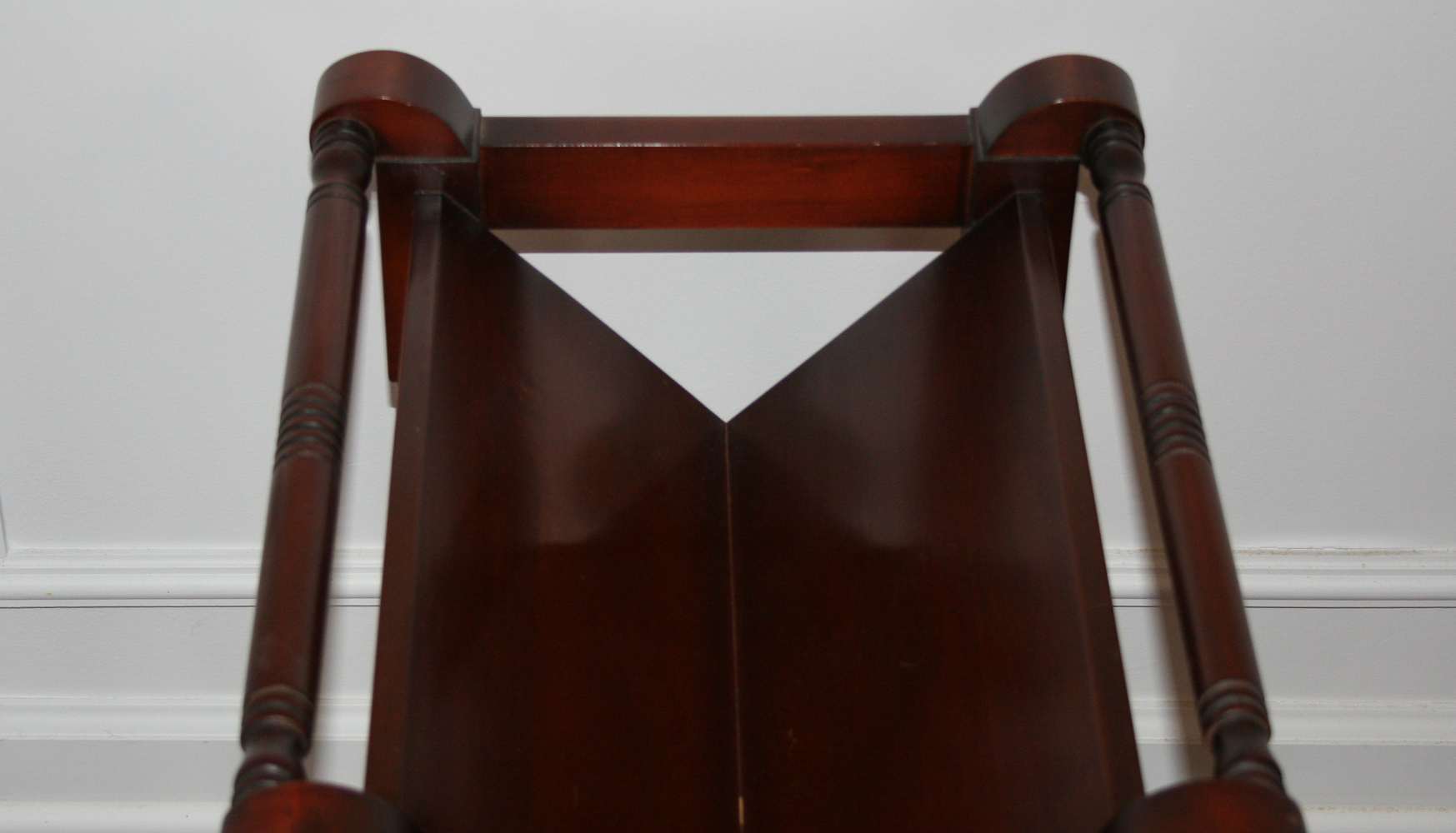 Wooden Entertainment Rack