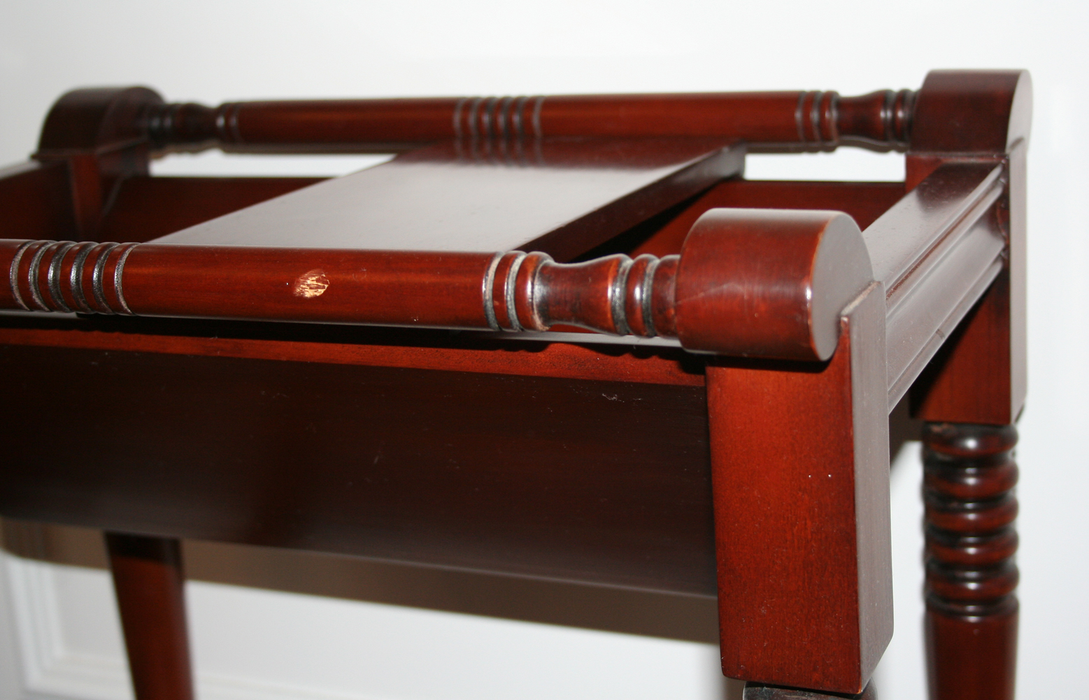 Wooden Entertainment Rack