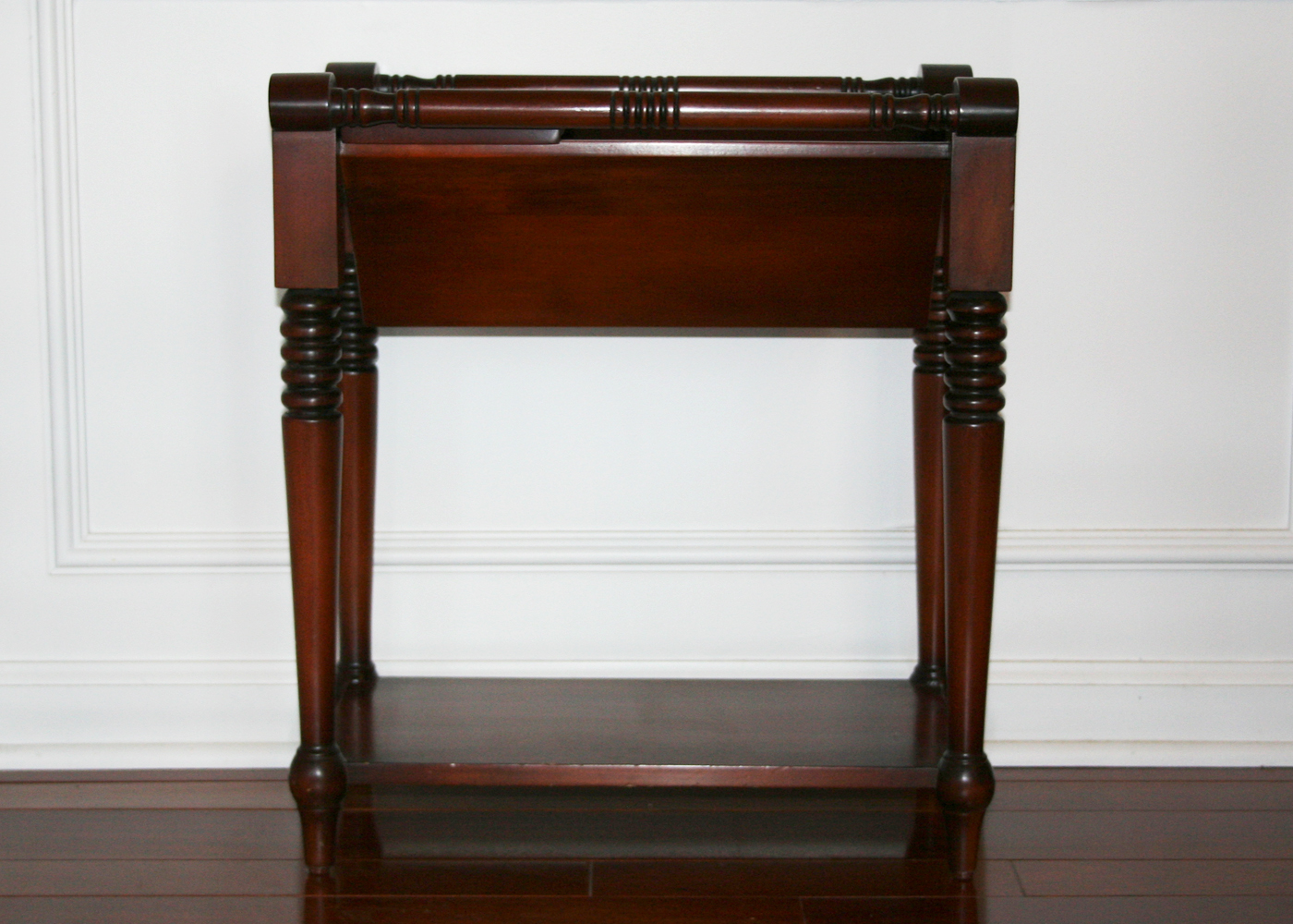 Wooden Entertainment Rack