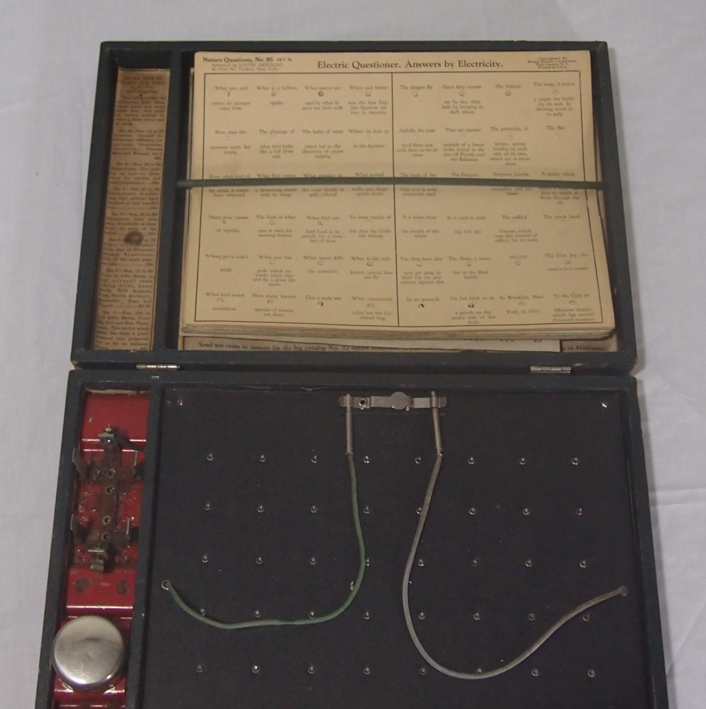 Knapp Electric Questioner Game