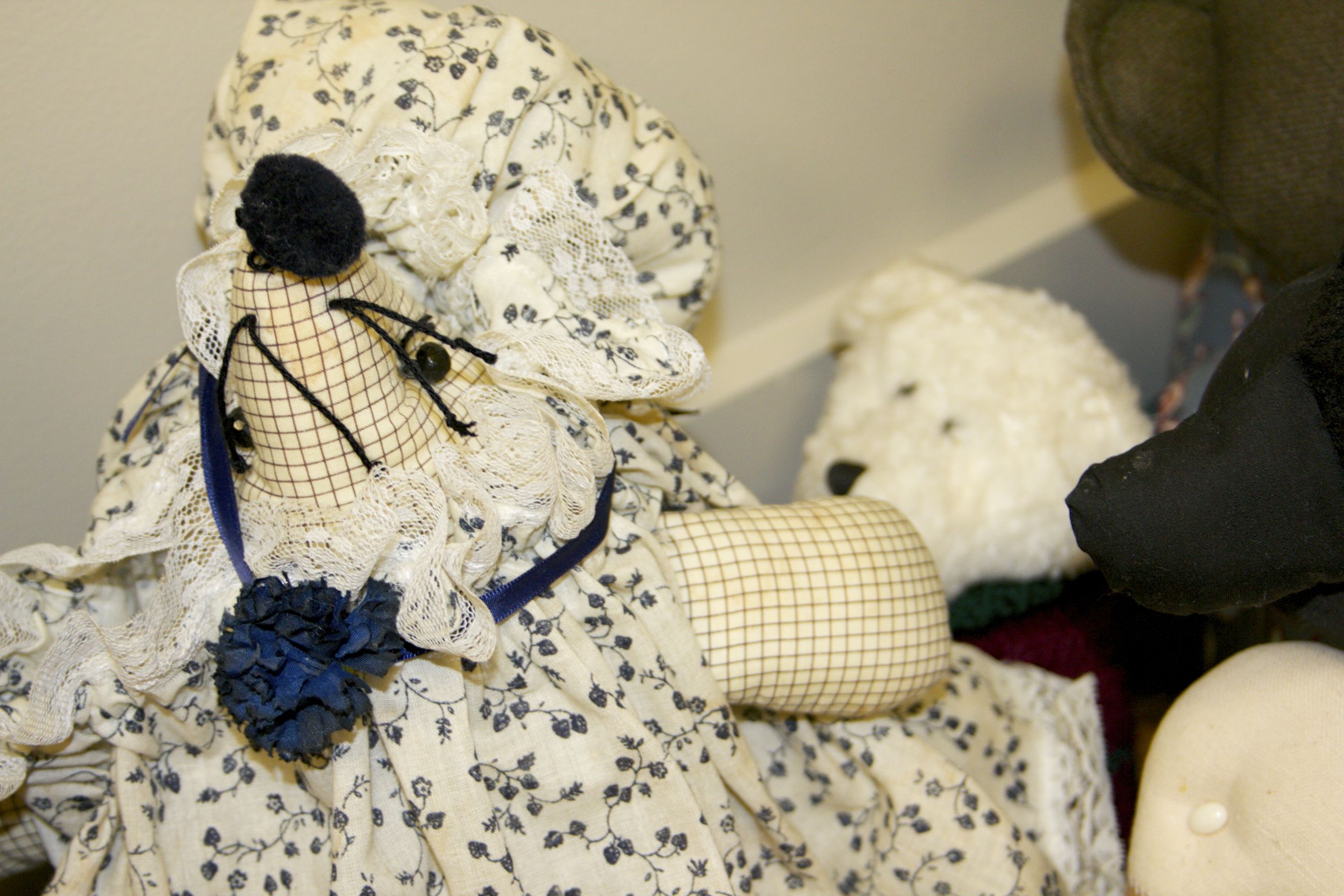 Lot of Vintage Stuffed Animals and Toys