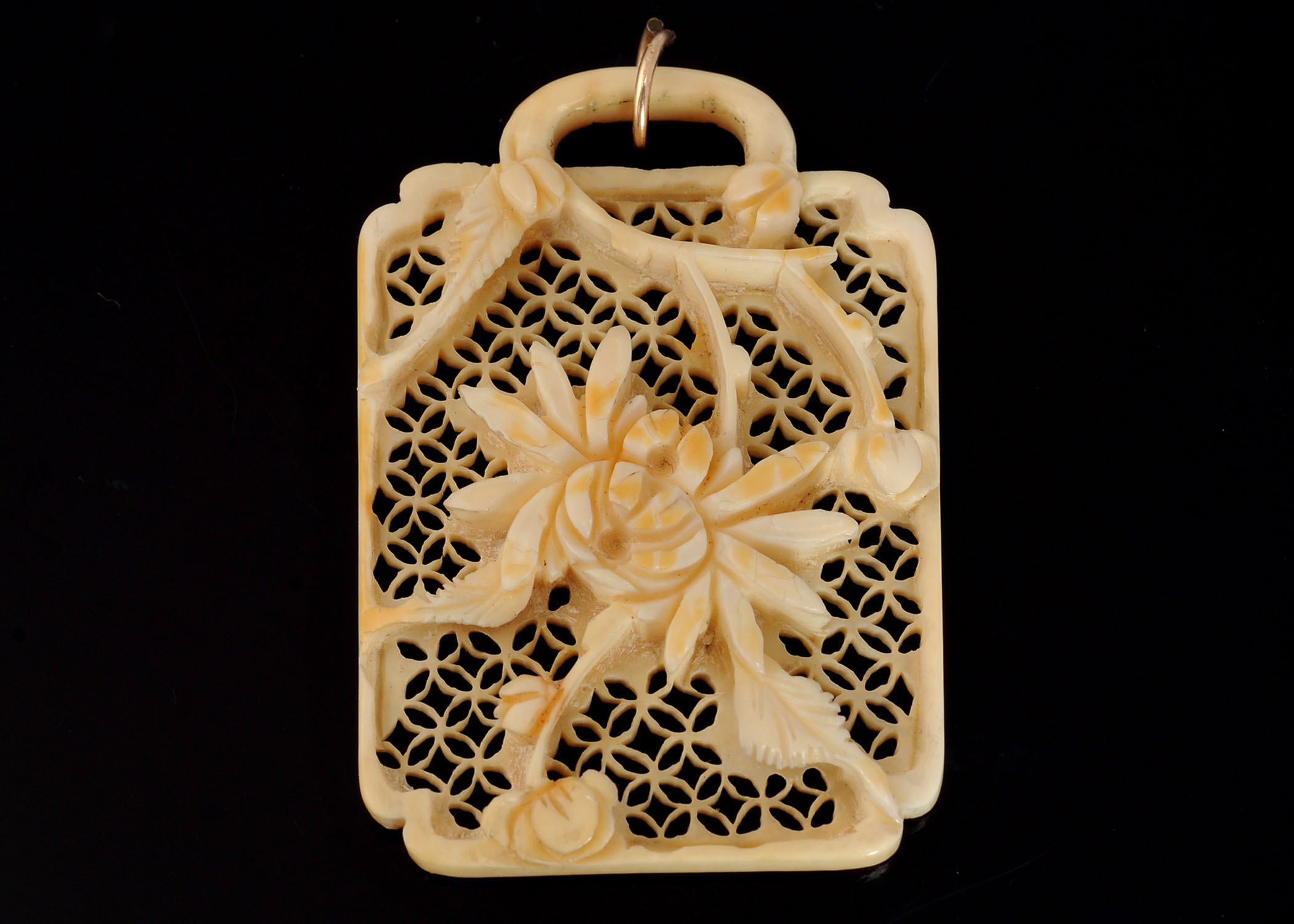Chinese Hand-Carved Ivory Openwork Pendant 