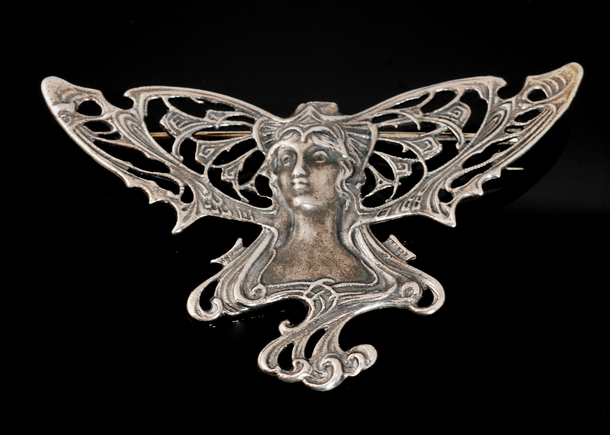 Art Nouveau Style Openwork Brooch