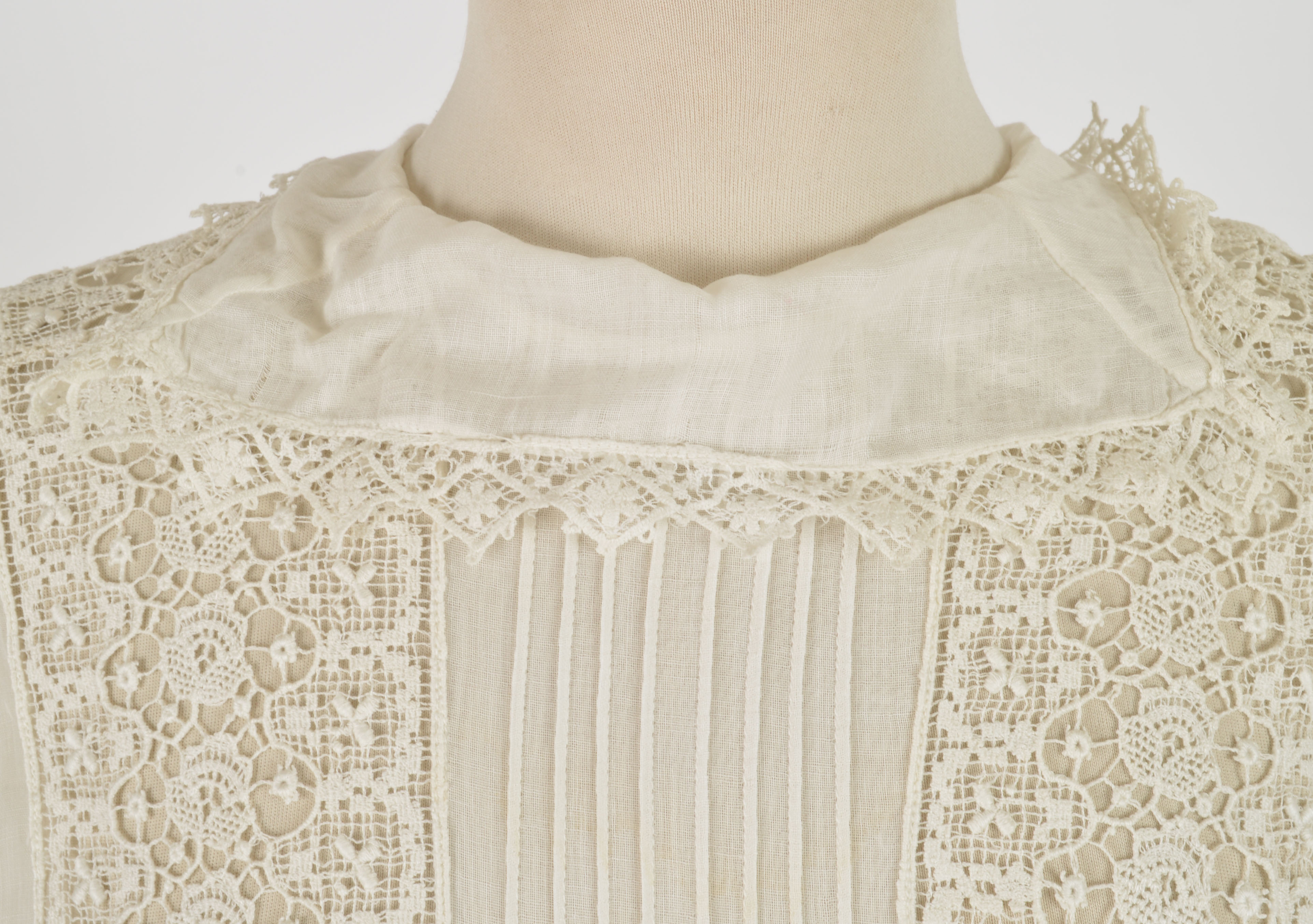 Early 20th Century Edwardian White Cotton Dress