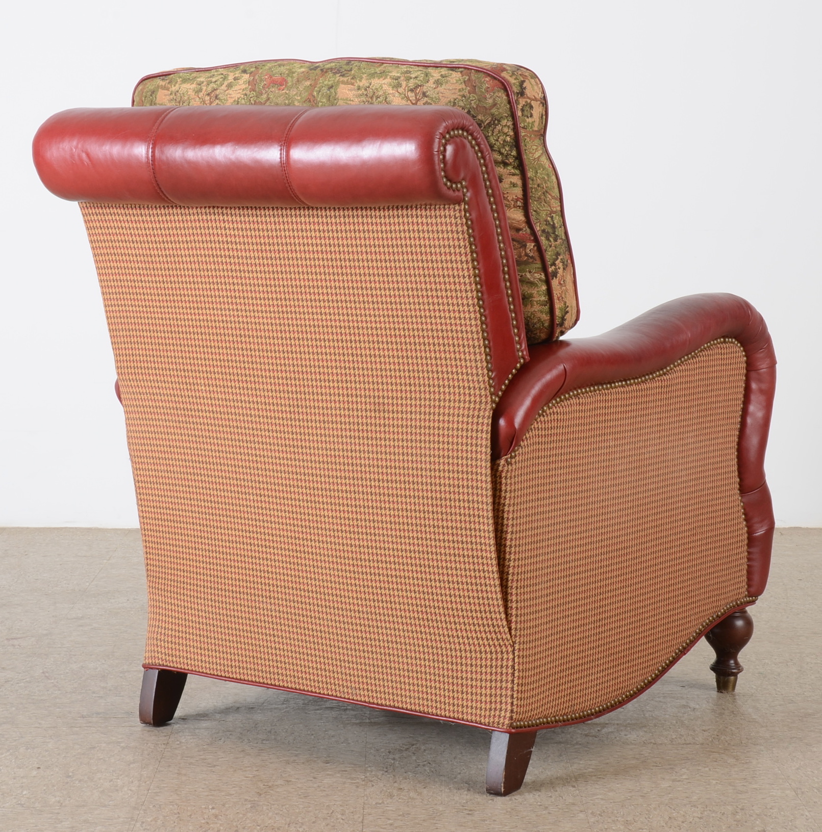 Motioncraft Leather Master Recliner in English Hunt Red