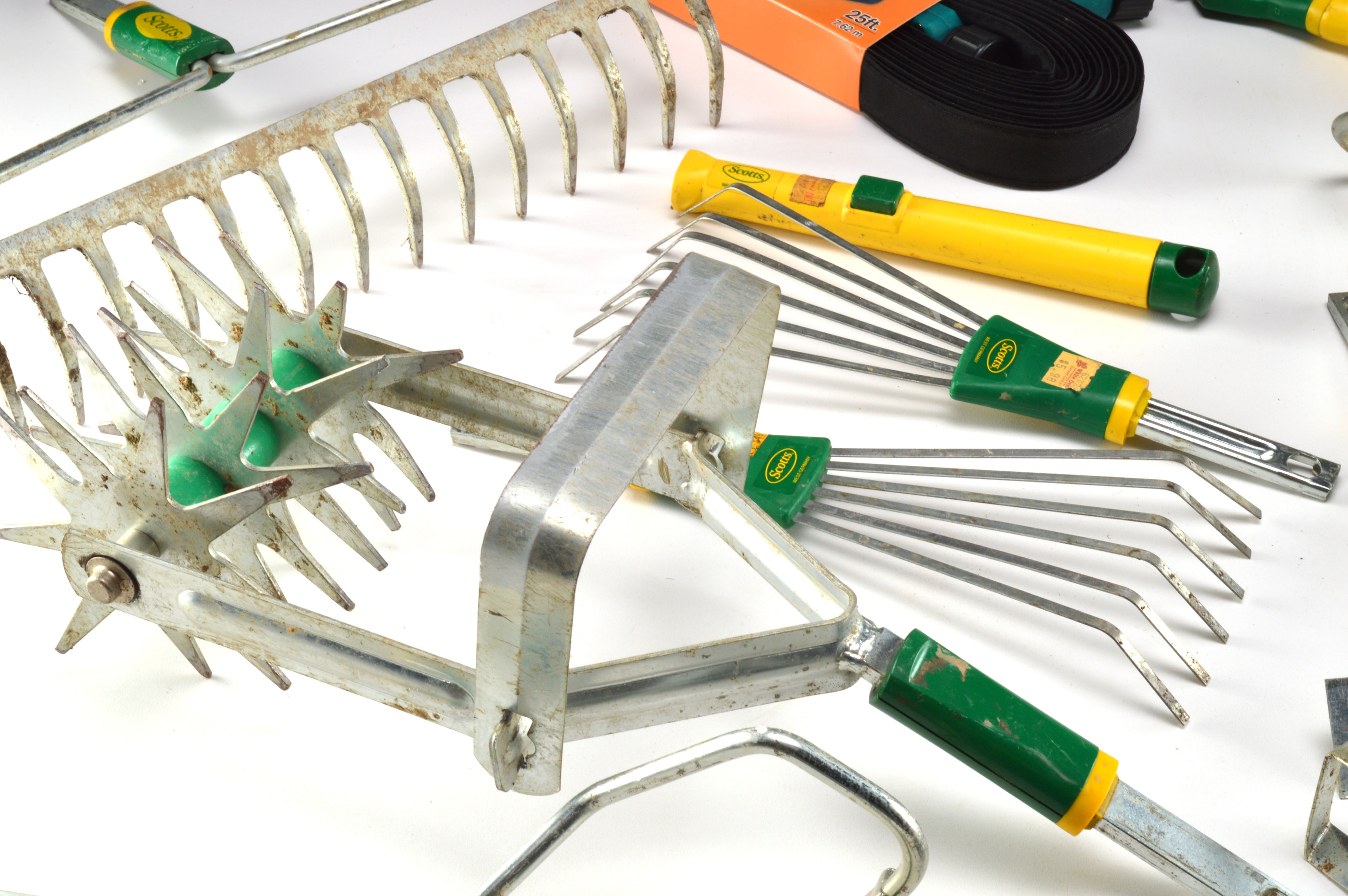 Scott's All-in-One Garden Tool Set