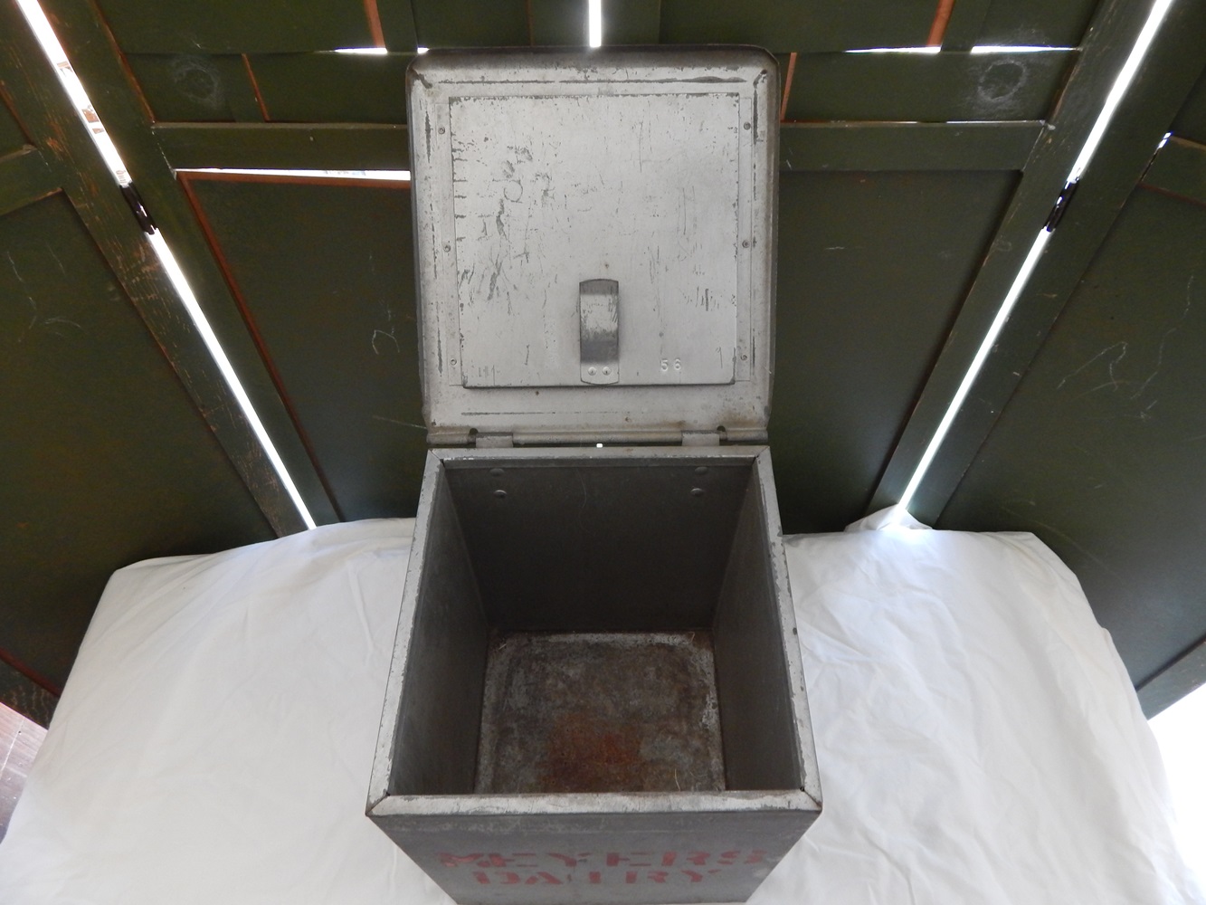 Meyers Dairy Metal Milk Box 