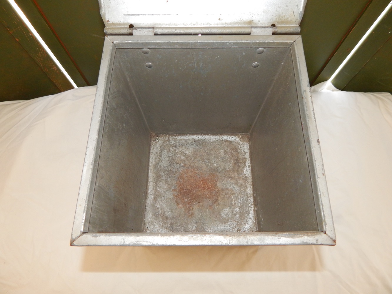 Meyers Dairy Metal Milk Box 