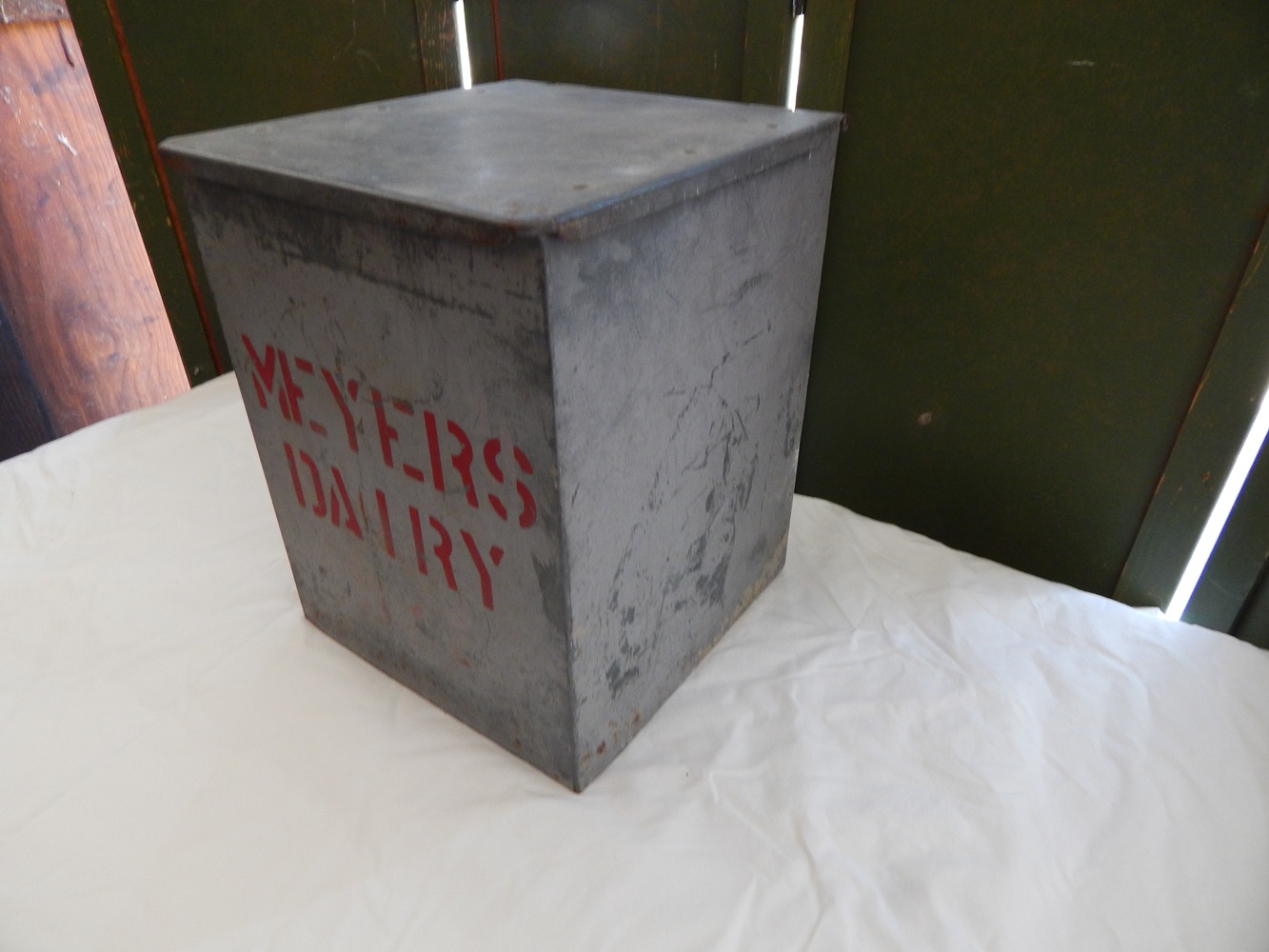 Meyers Dairy Metal Milk Box 