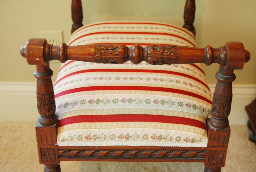 Small Upholstered Bench Seat 