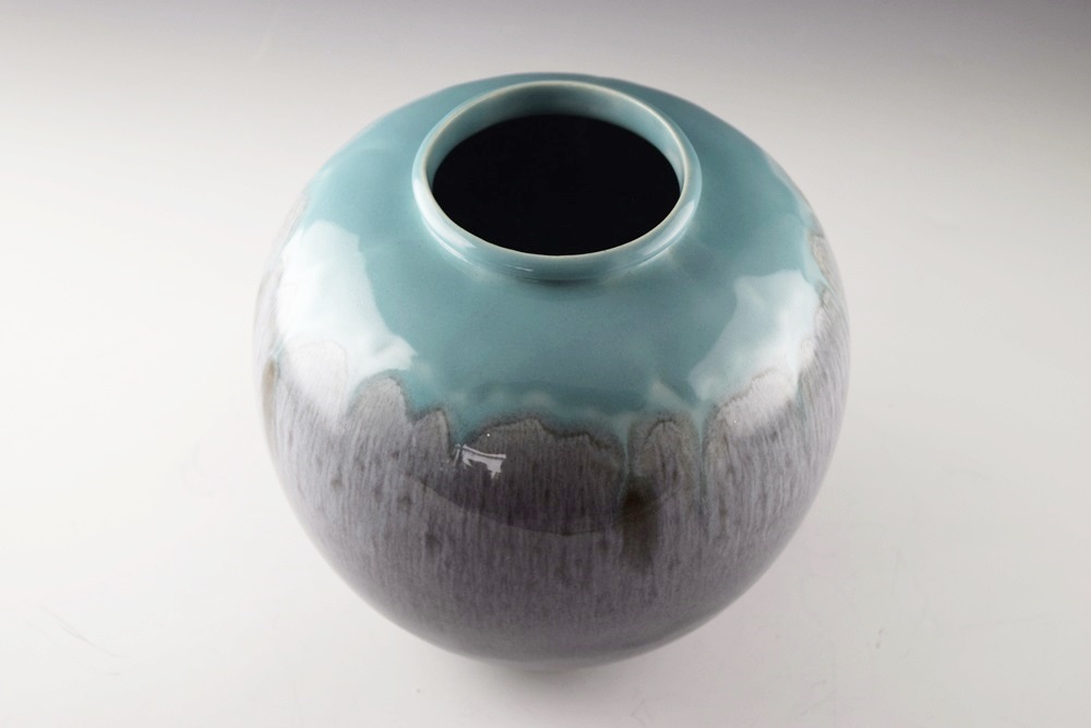 A Rookwood Turquoise Blue Drip Glaze Vase, Dated 1949