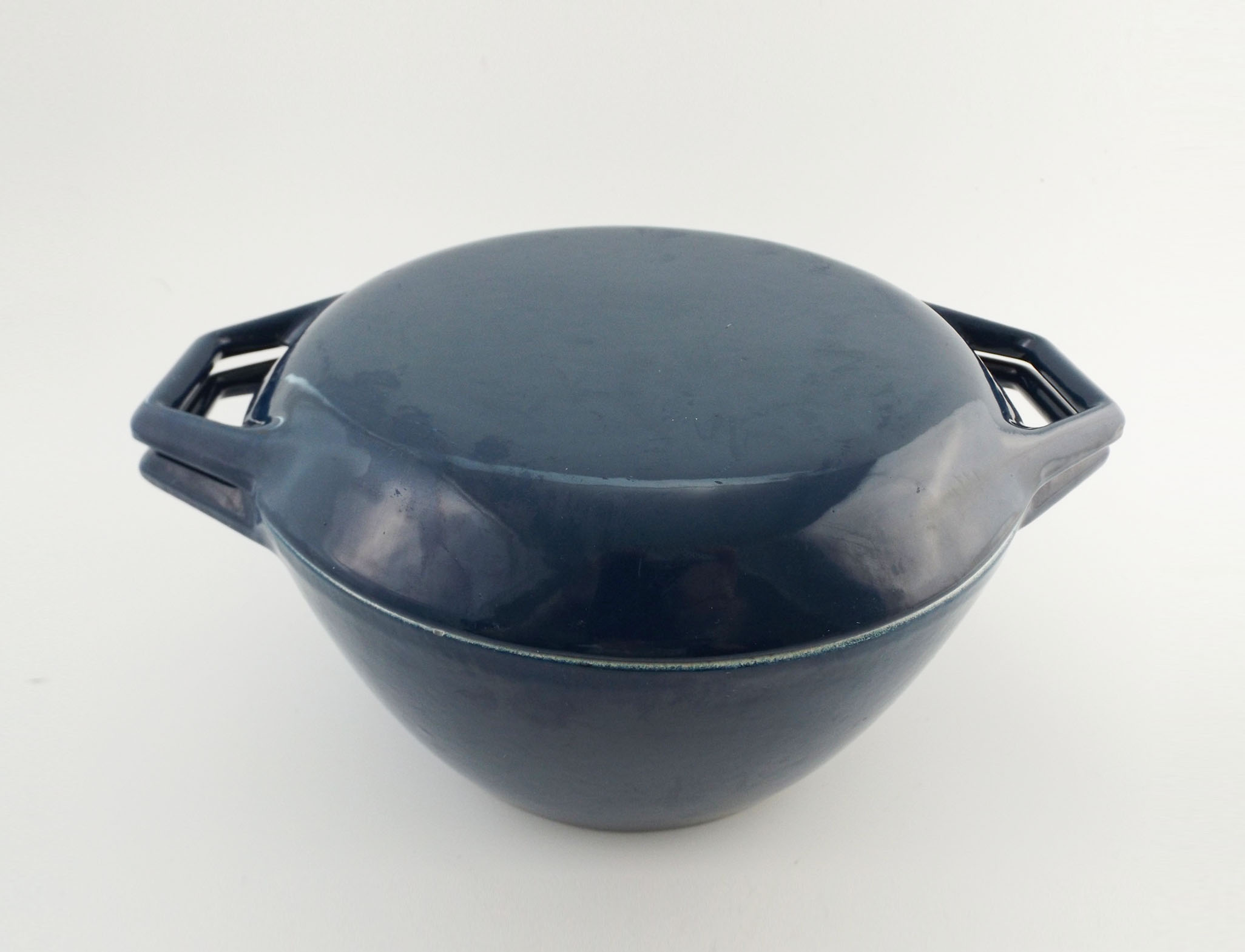 Naaco Danish Modern Cast Iron Dutch Oven