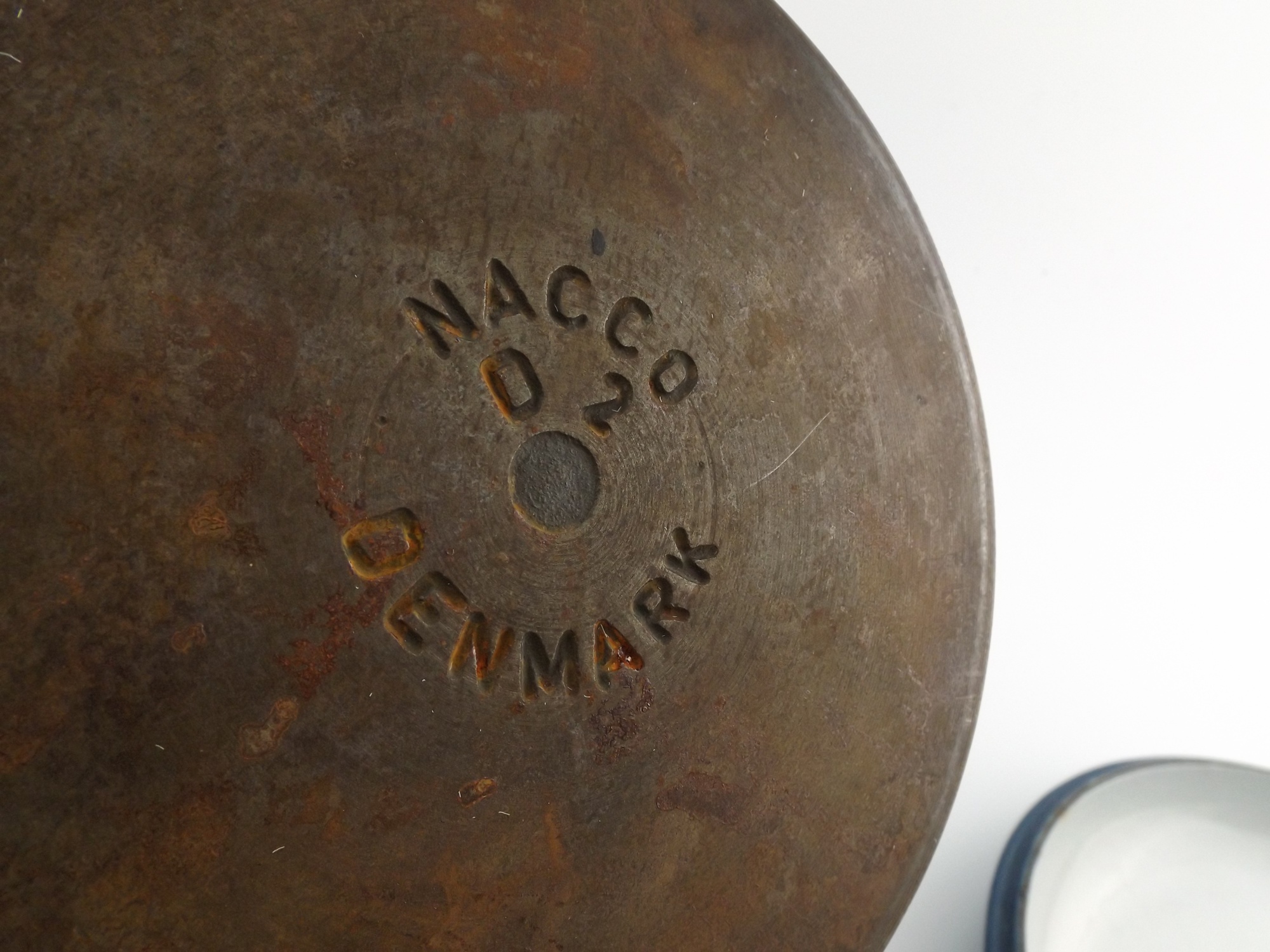 Naaco Danish Modern Cast Iron Dutch Oven