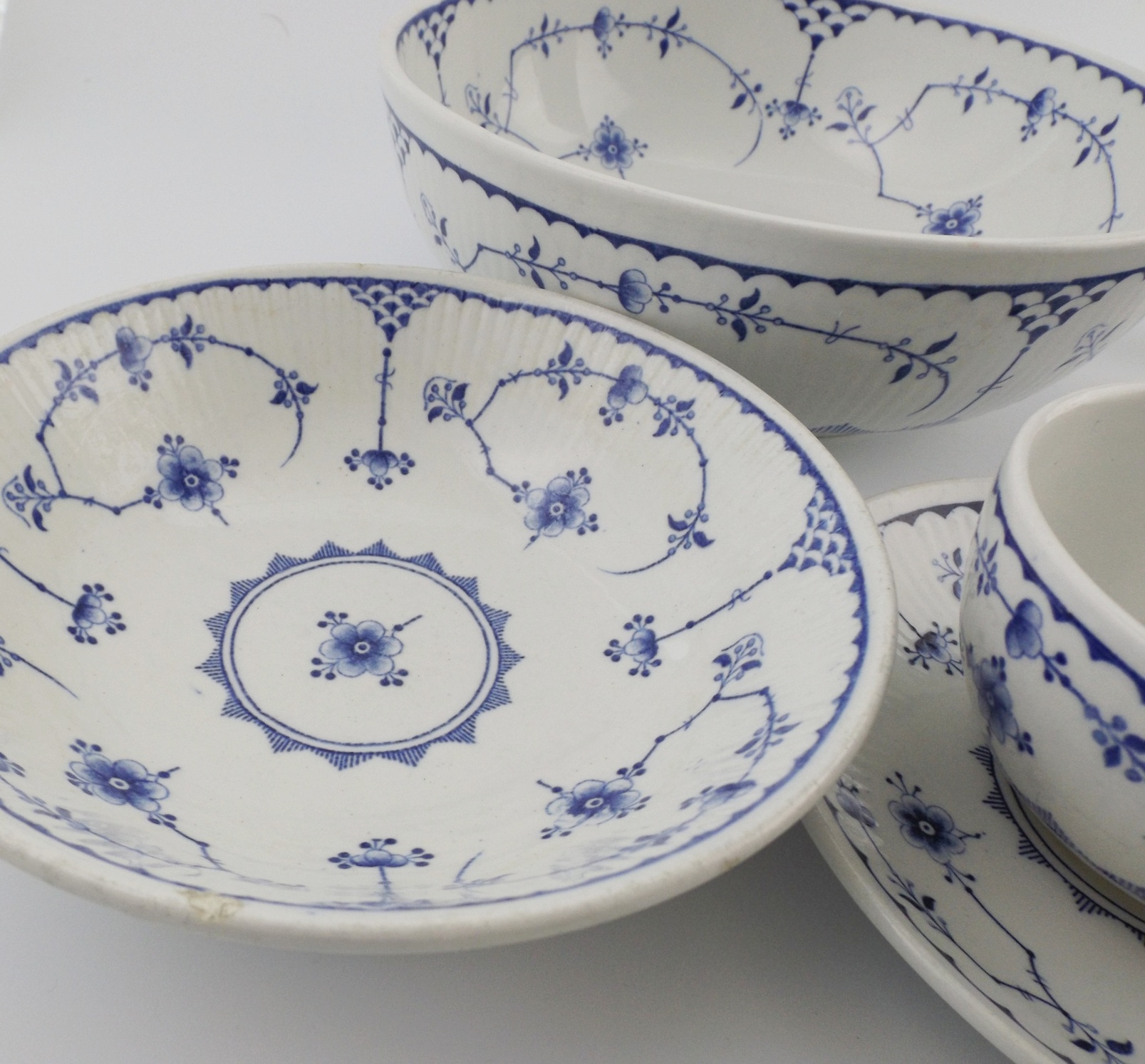 Set of Furnivals 'Denmark' China Dinnerware
