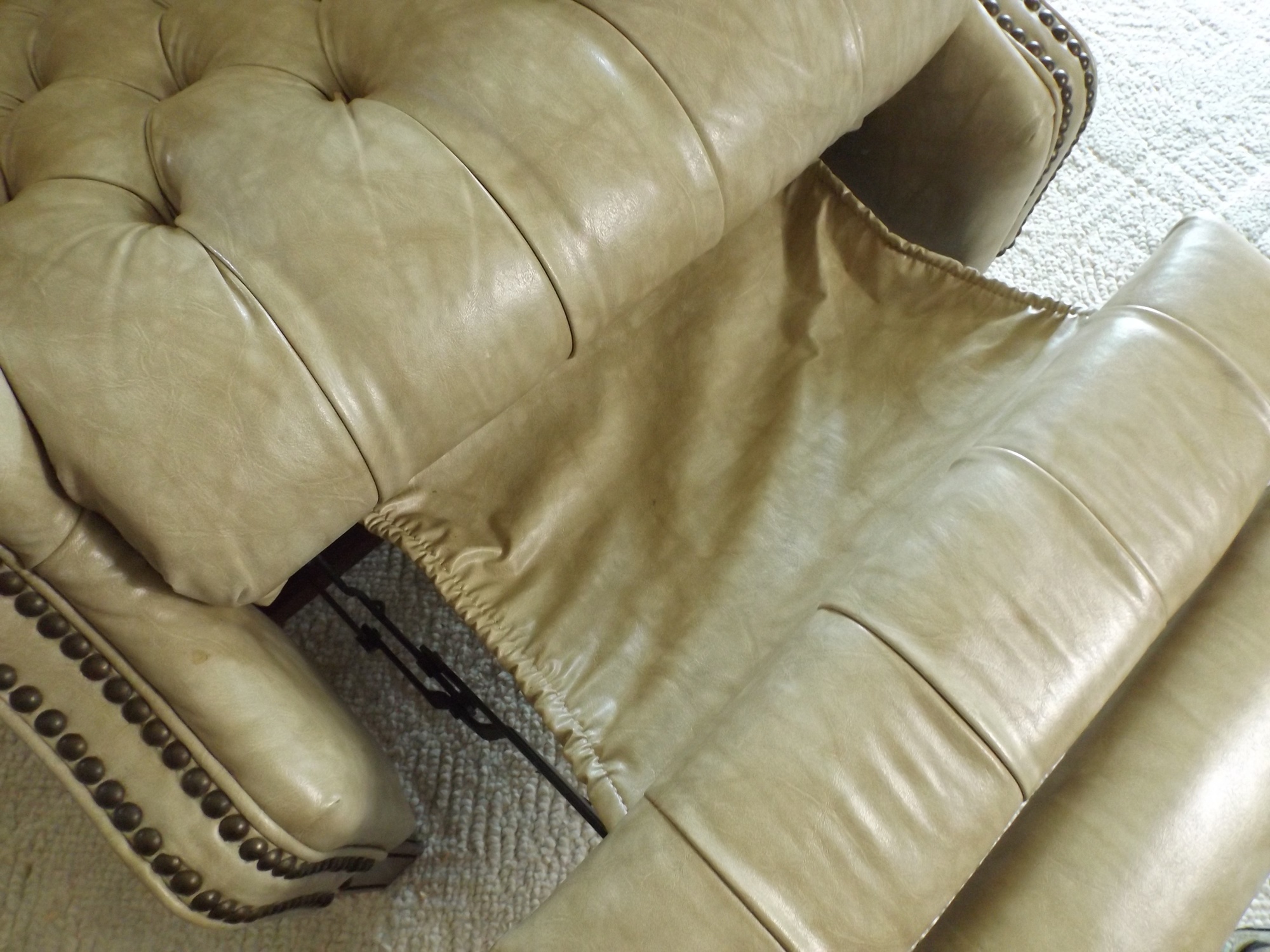 1970's Wing Back Barcalounger Chair