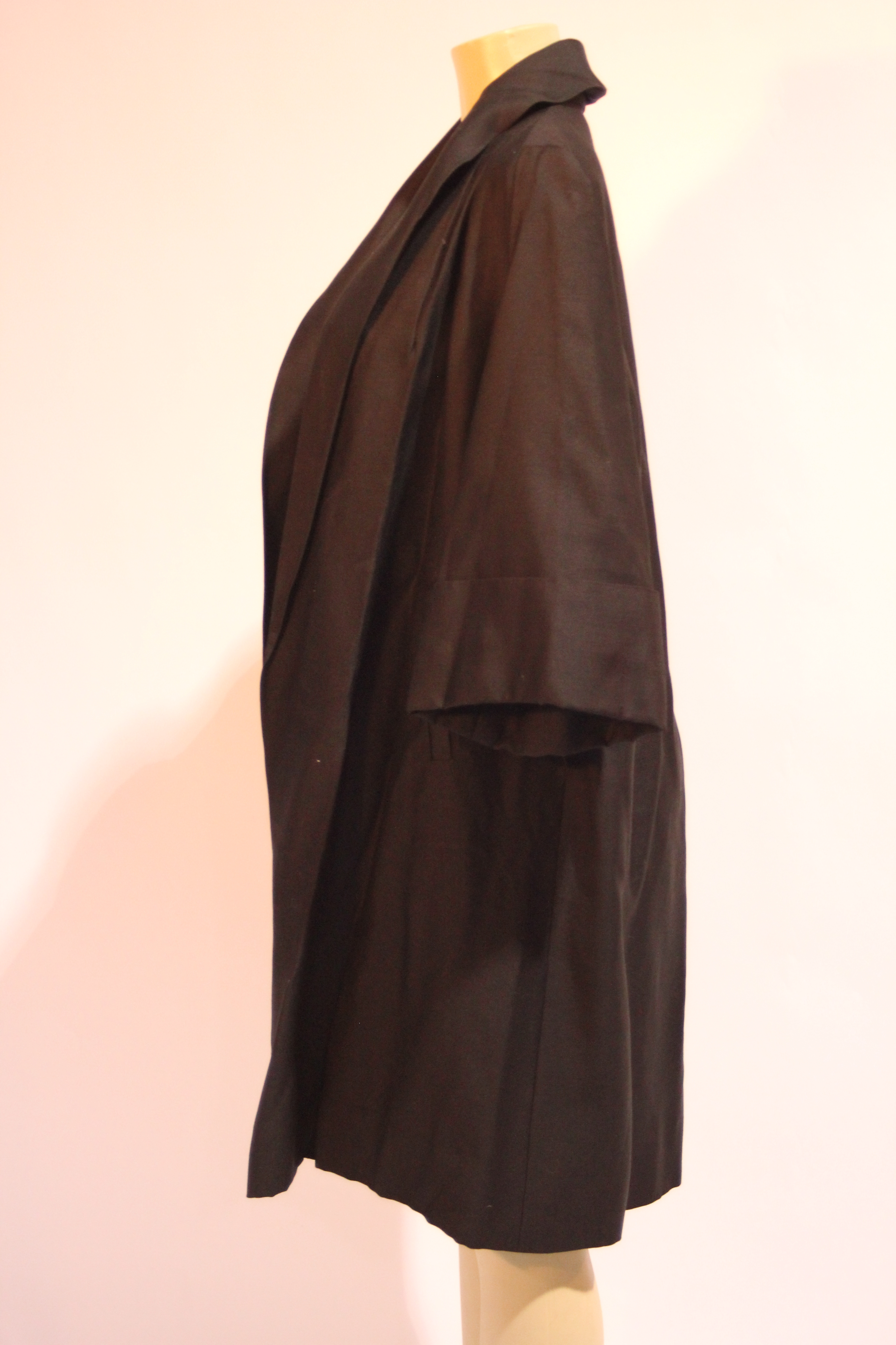 Women's Black Open Front Knee Length Cuffed Sleeve Blazer 