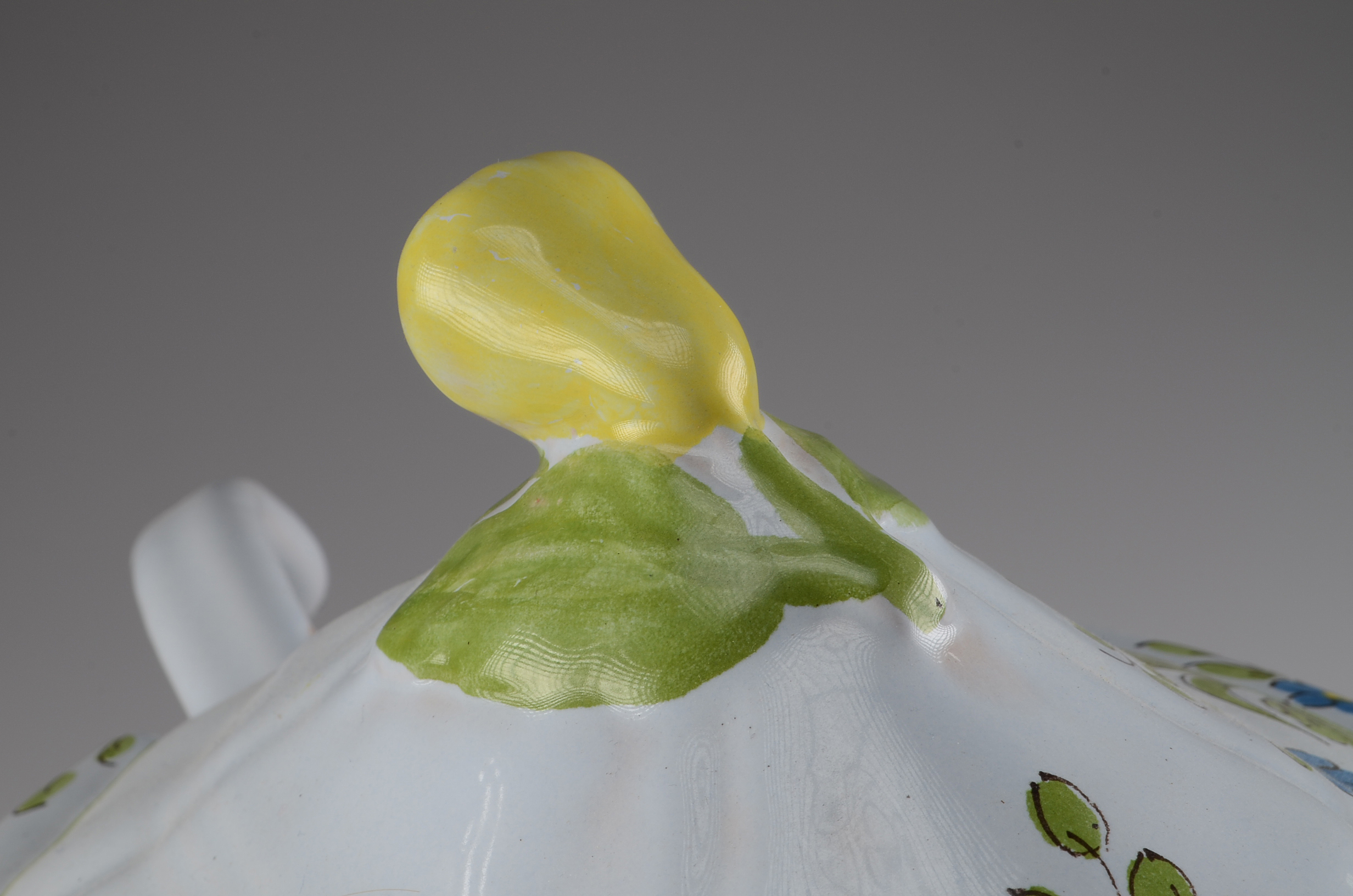 Vintage Cantagalli Pottery Soup Tureen