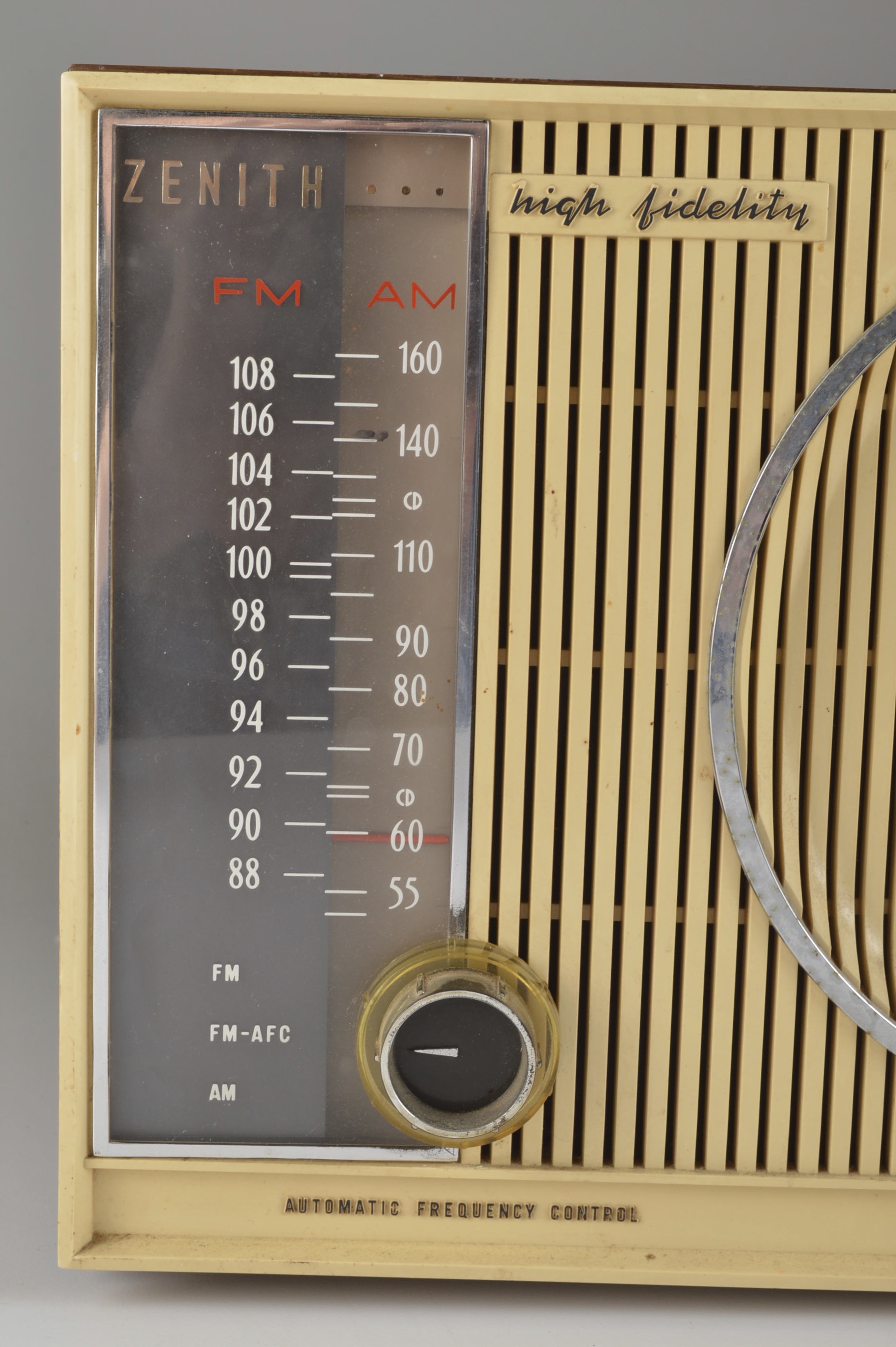 Vintage Zenith "High Fidelity" Radio