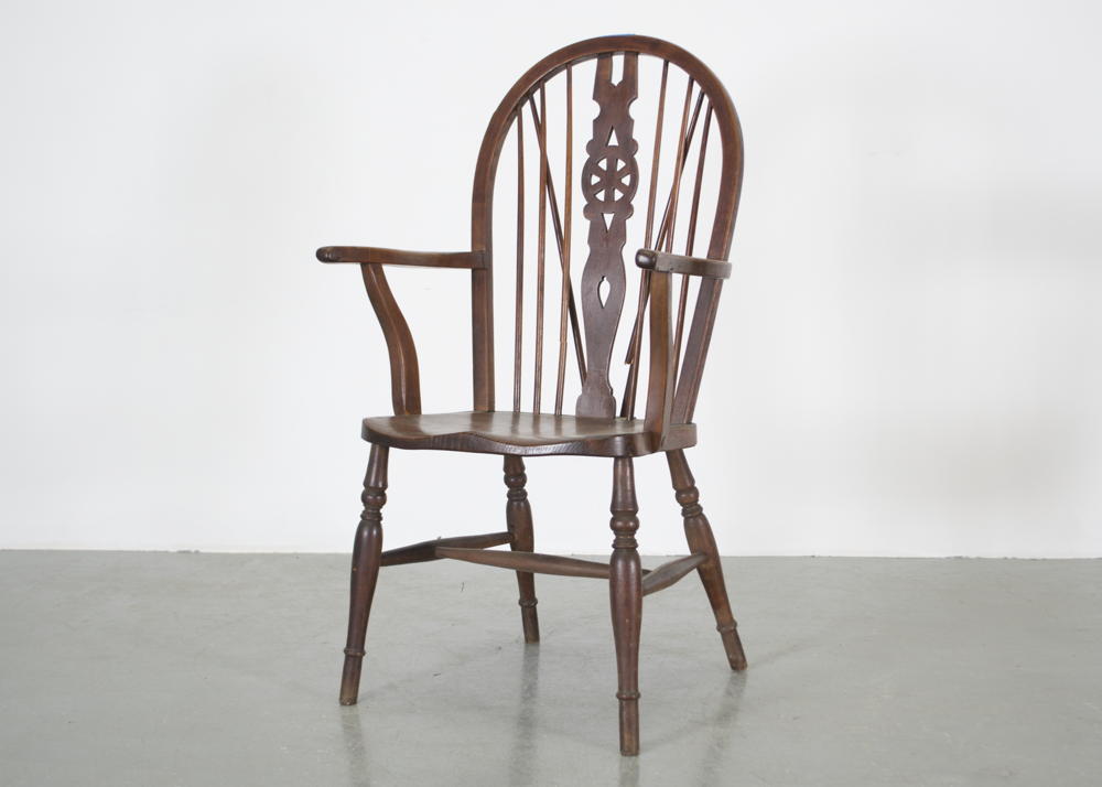 English Wheelback Windsor Chair and American Windsor Chair