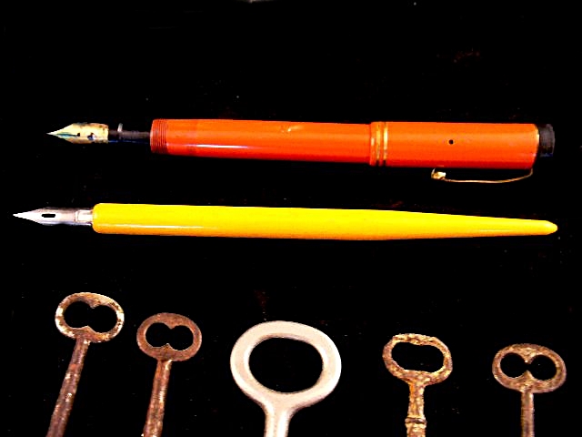 Parker Fountain Pen with Gold Nib, Skeleton Keys, Skrip Ink