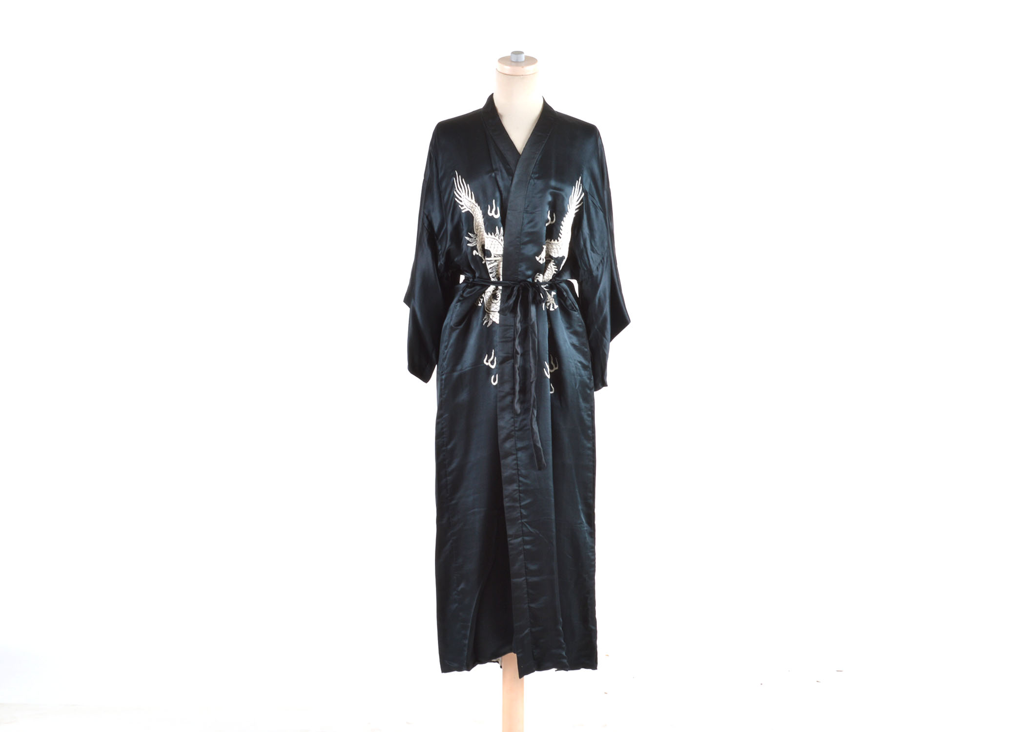 Vintage Chinese Hand-Embroidered Black and White Silk Robe 