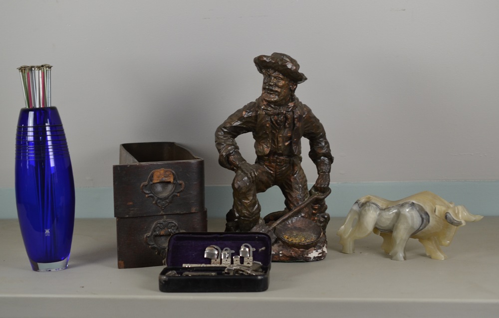 Group Of Larger Home Decor Items