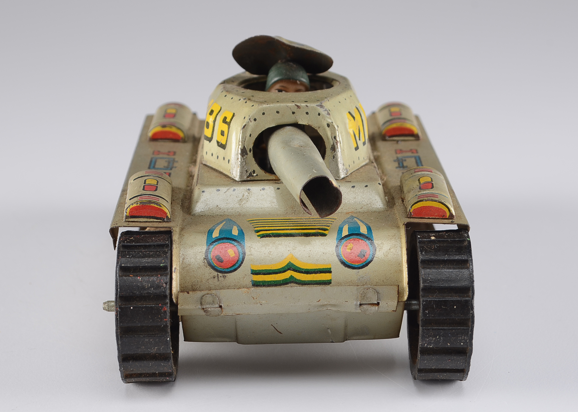 Circa 1960s MF-886 Chinese Army Tank Tin Toy