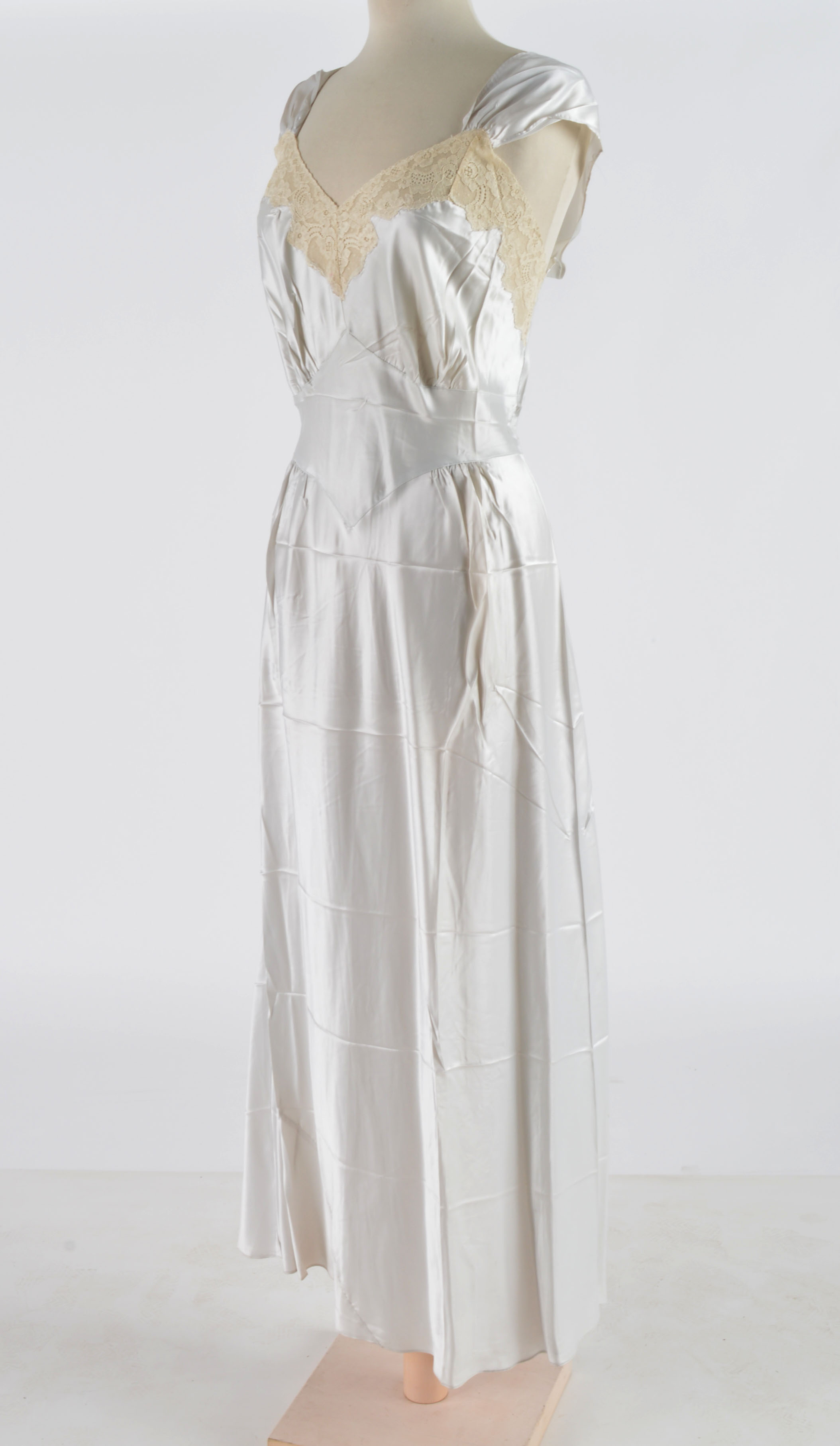 Vintage Nightgown with Coordinating Robe