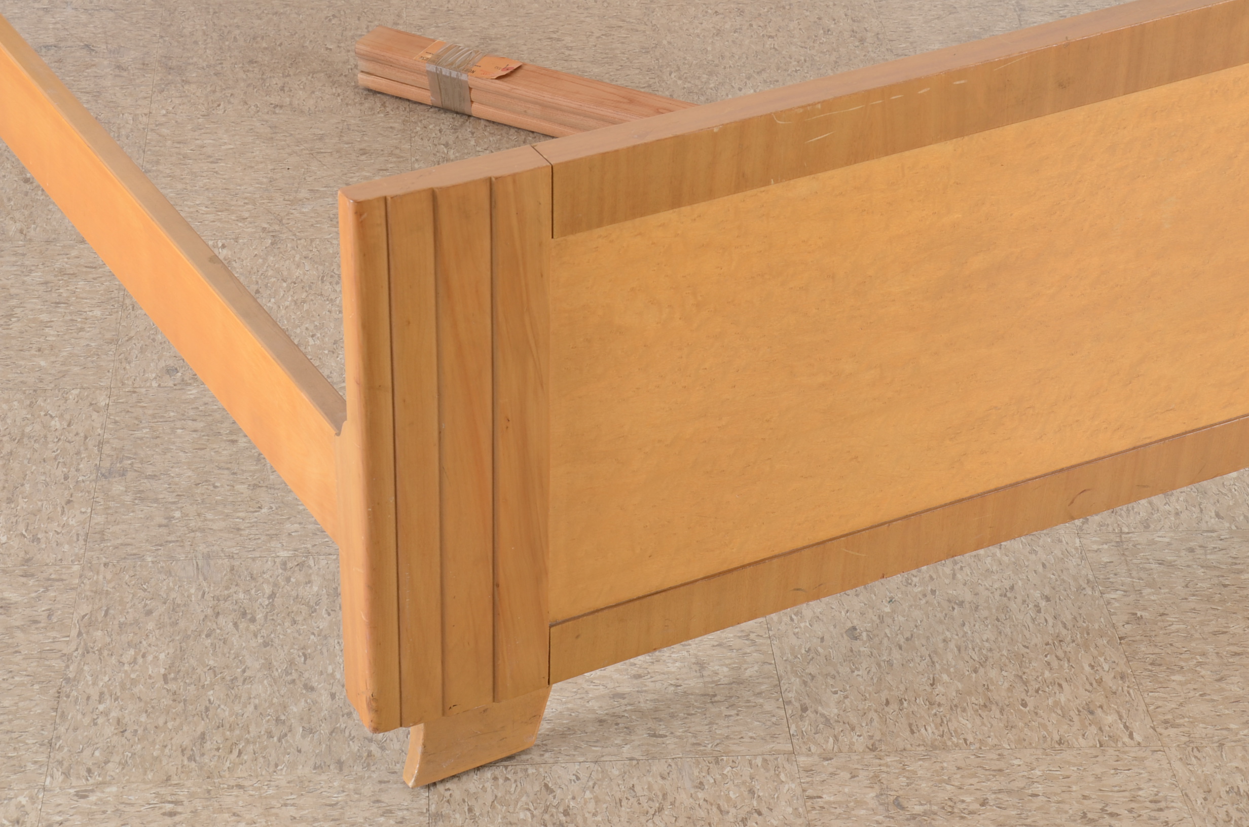 Rway Mid Century Modern Bed Frame