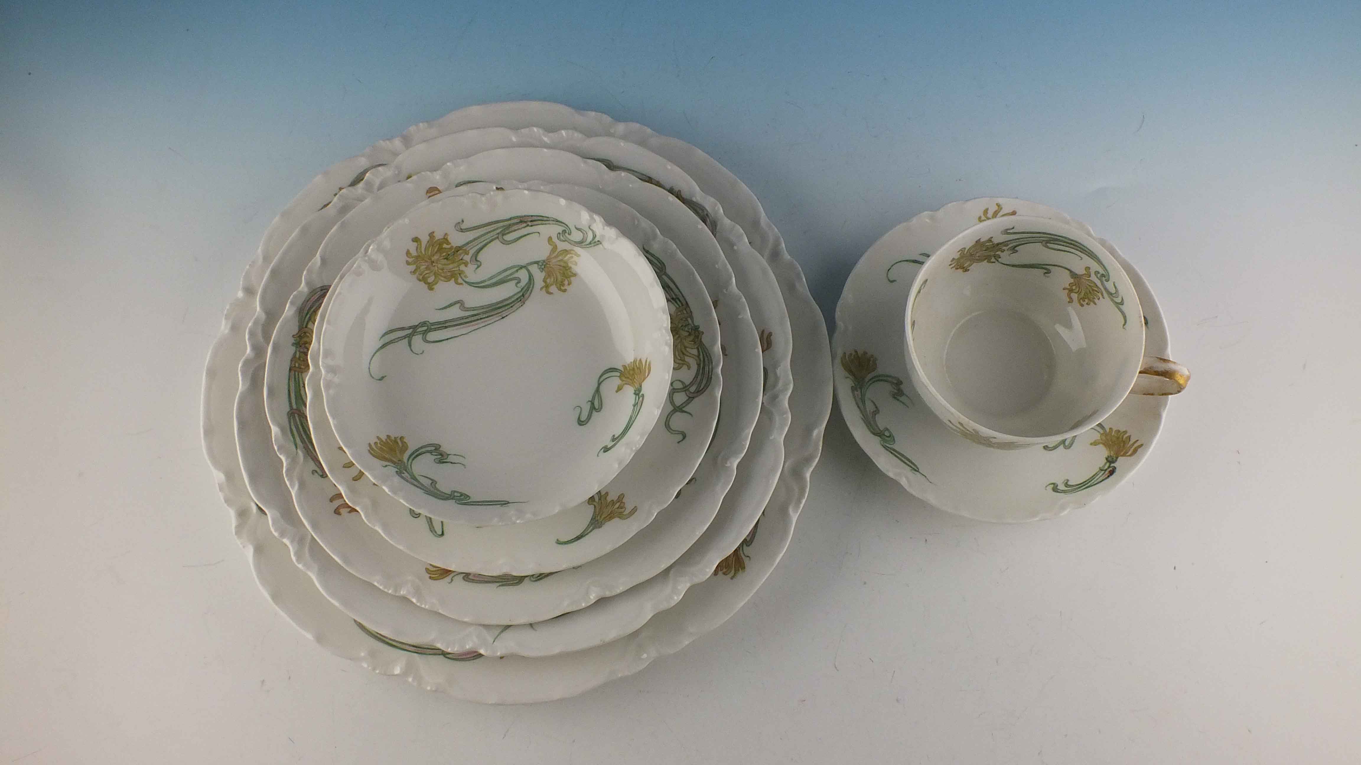 Antique Haviland Limoge "Spider Mum" China Service