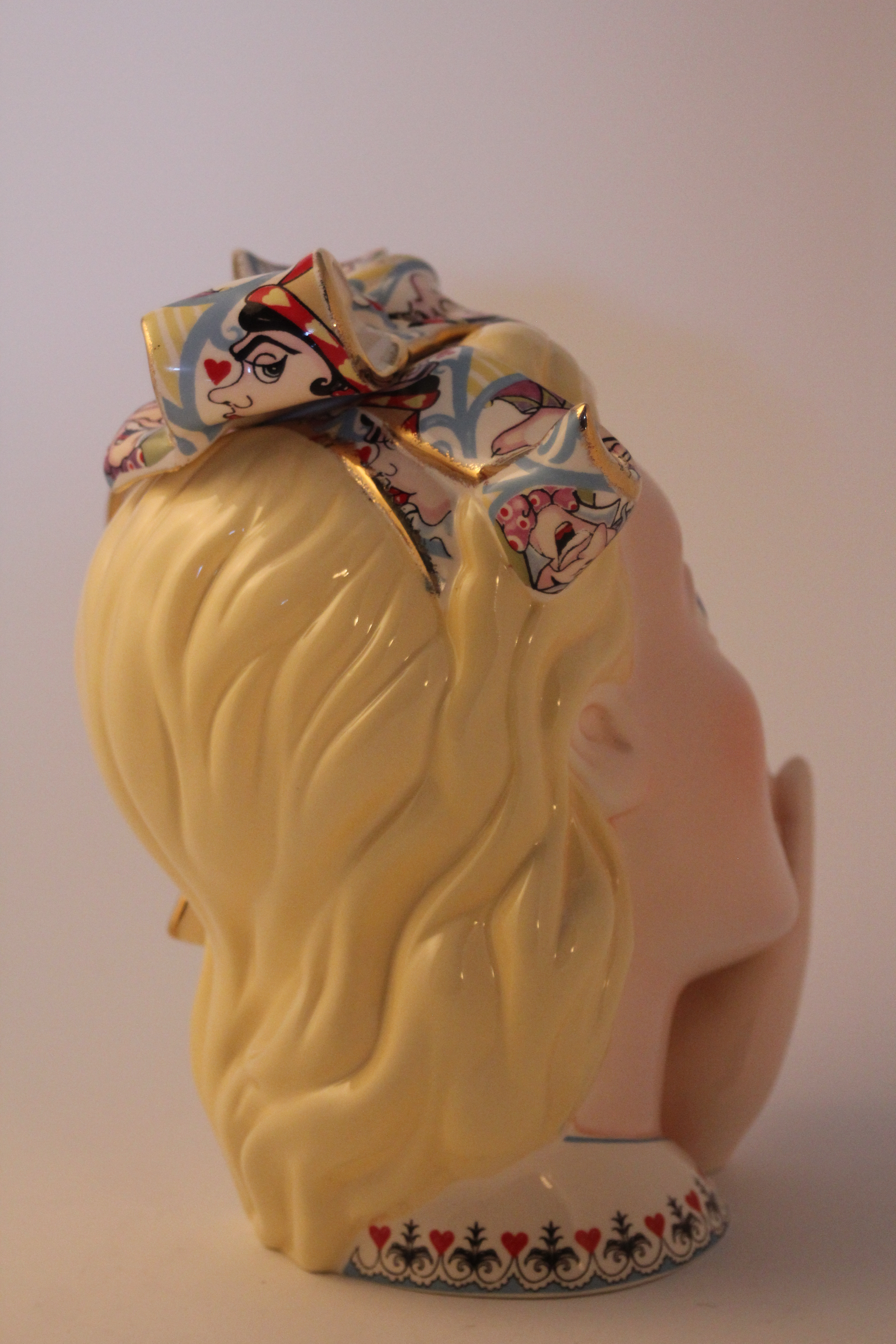 Vintage Cardew Collectibles Alice Teapot 