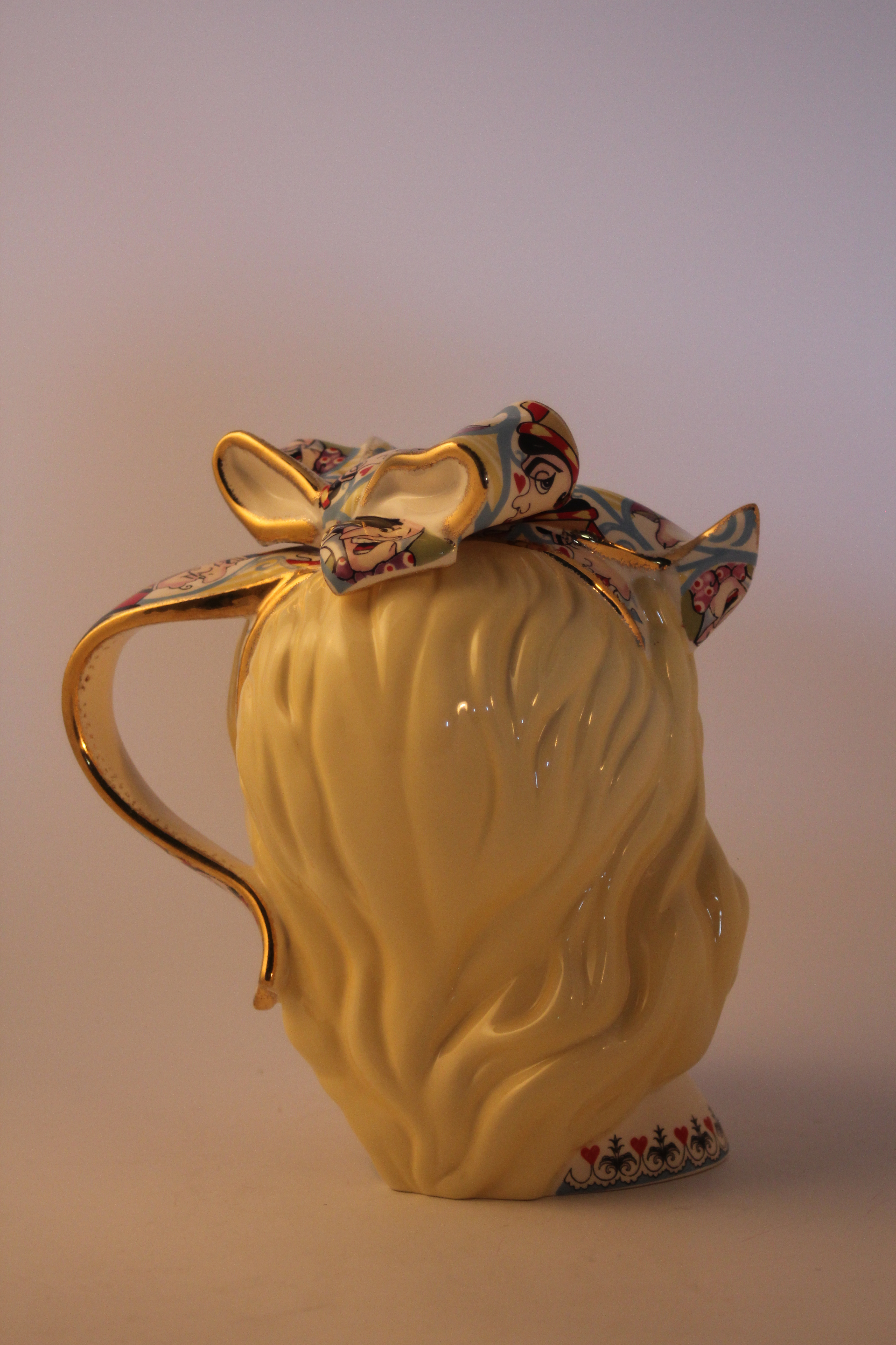 Vintage Cardew Collectibles Alice Teapot 