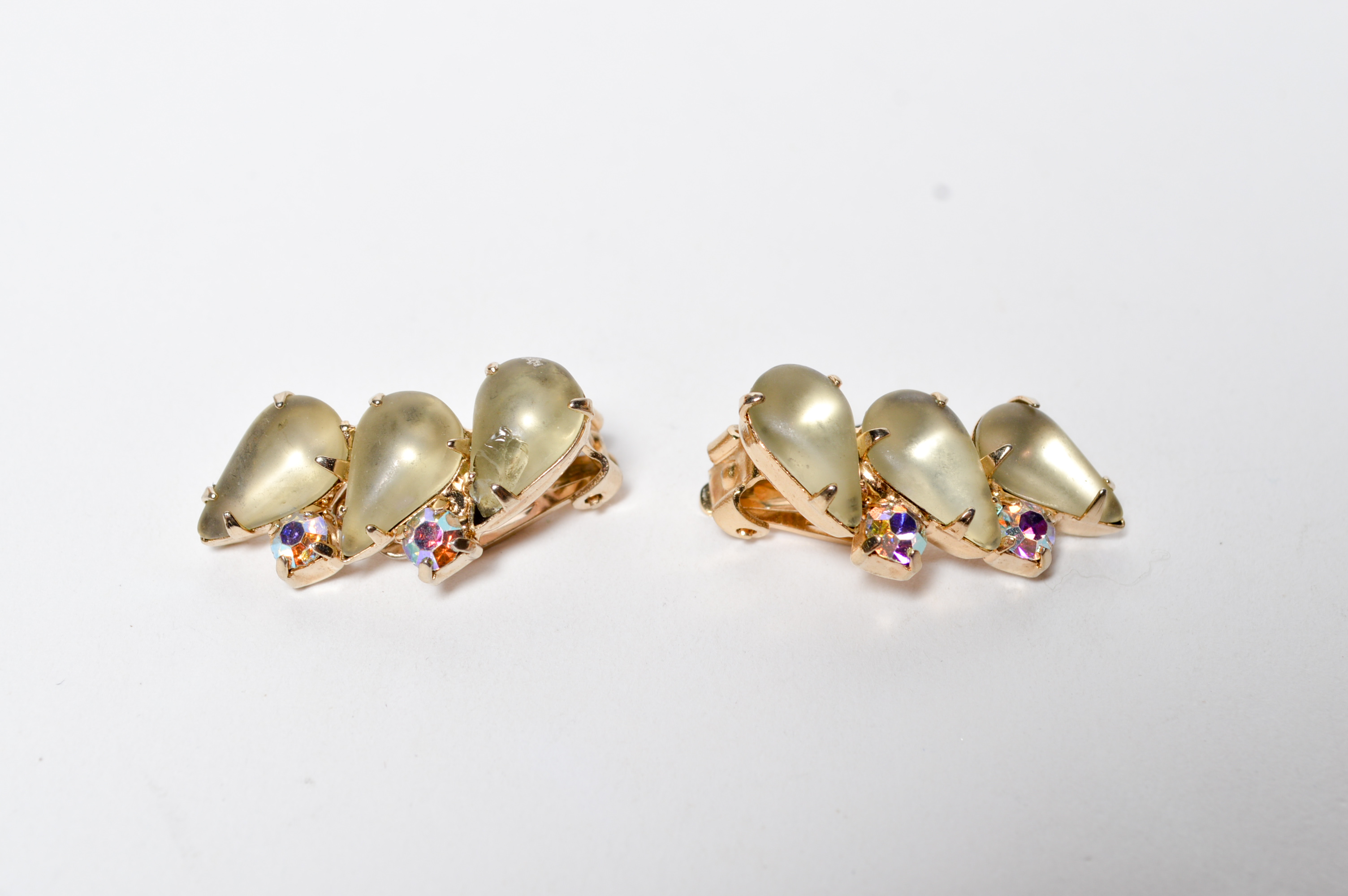 Lot of Vintage Earrings 