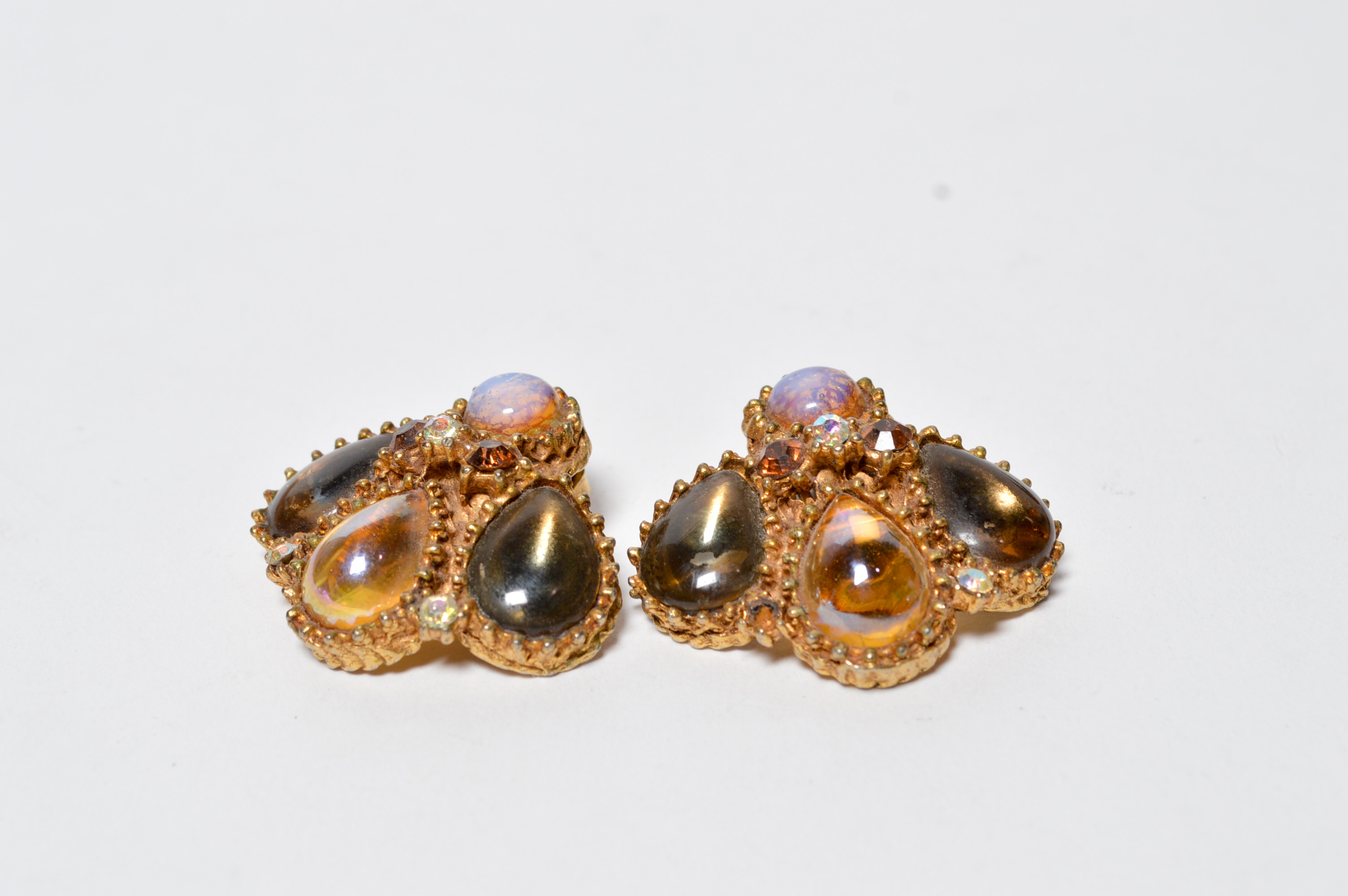 Lot of Vintage Earrings 