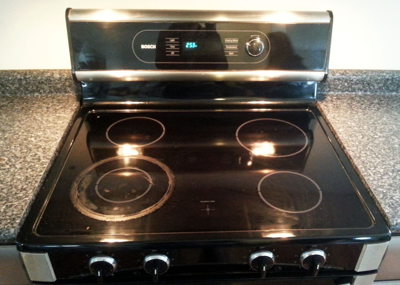 Bosch Smooth-Top Free-Standing Stainless and Black Electric Range