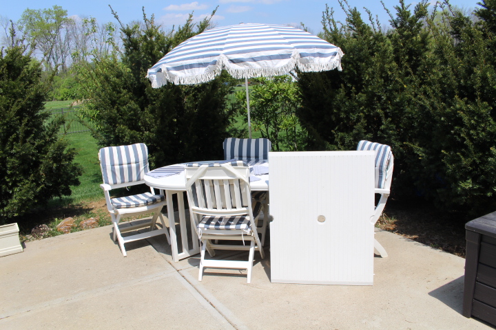 Grosfillex Oval Club Table, Chairs, Umbrella and Table Linens