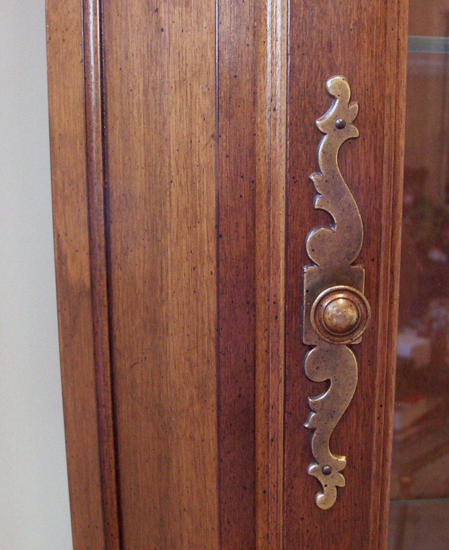 Ethan Allen Lighted Curio Cabinet