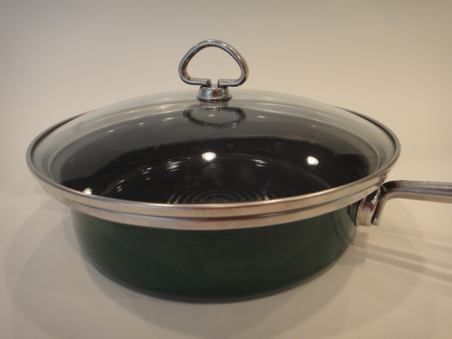 Chantal Pan with Handle in Green