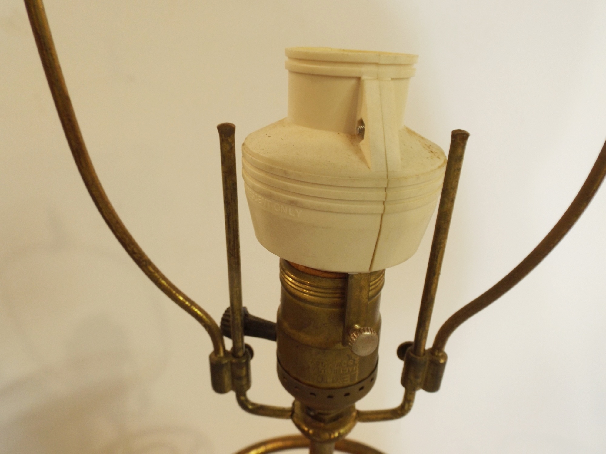 Repurposed Copper Fire Extinguisher Lamp