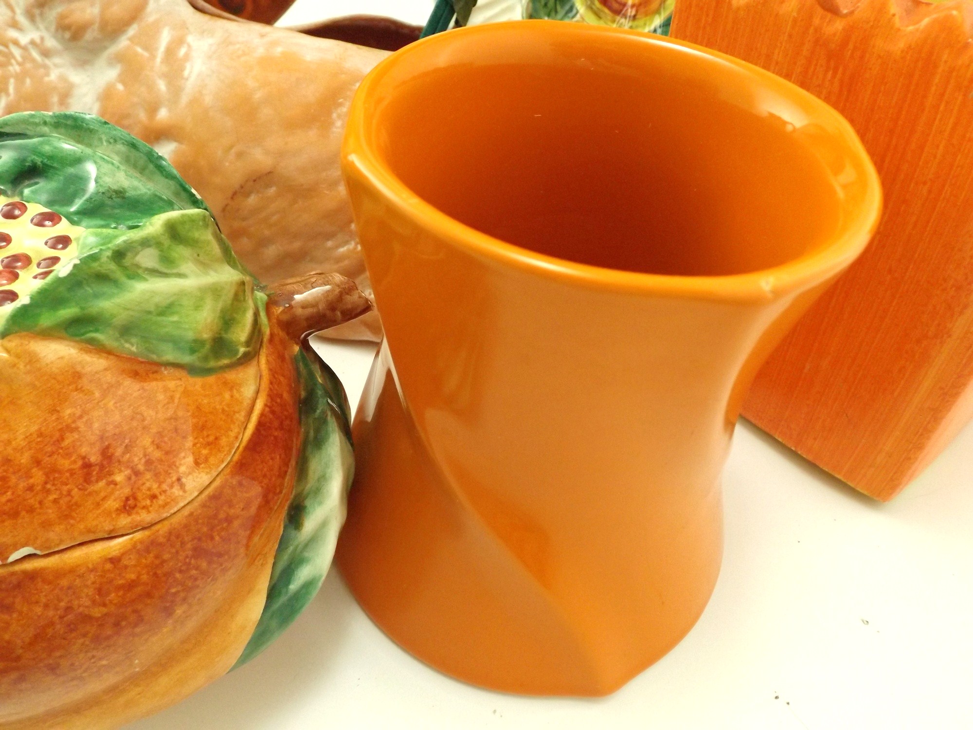 French Country Style Ceramics